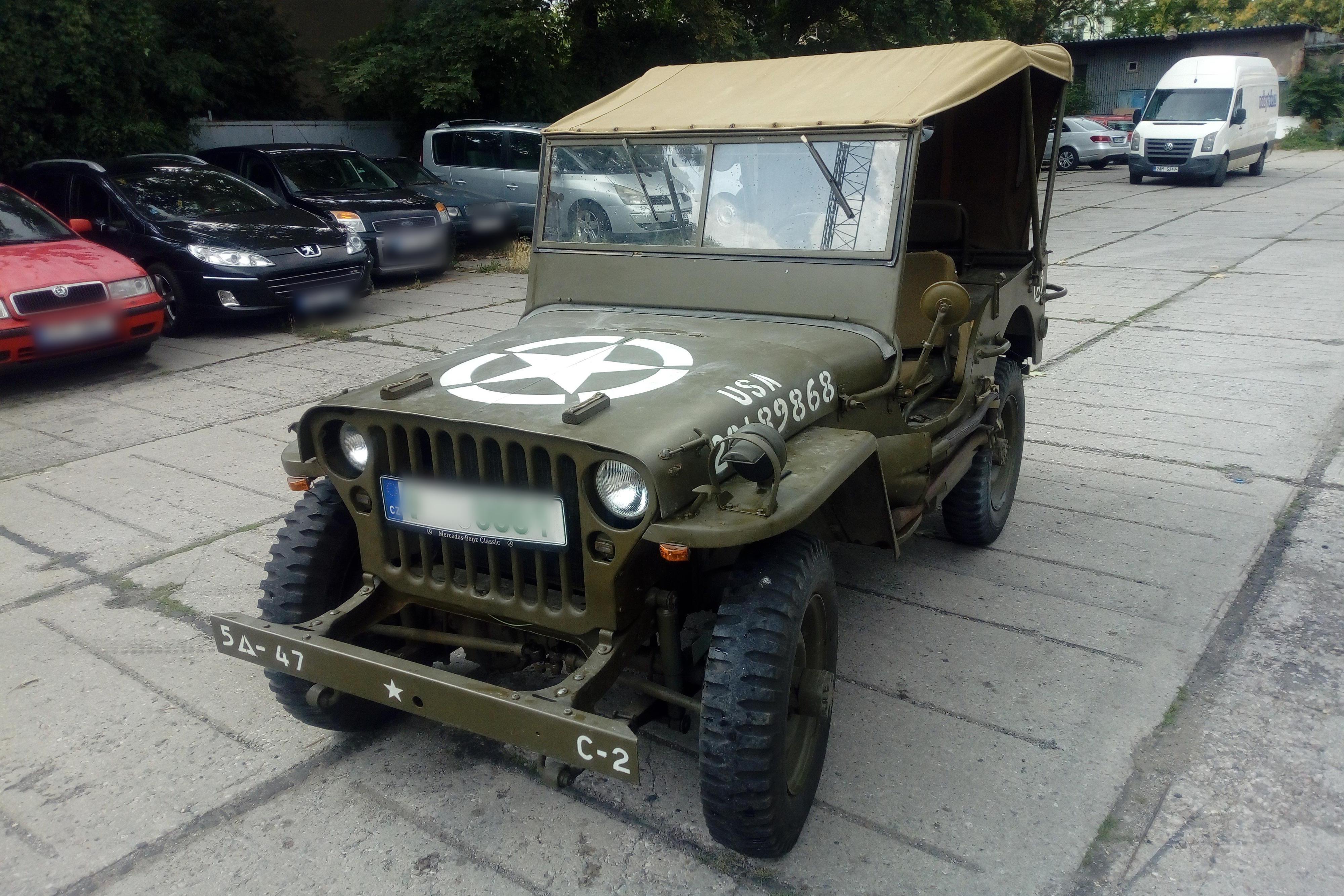 ÚAMK - KLUB HISTORICKÝCH VOZIDEL PRAHA