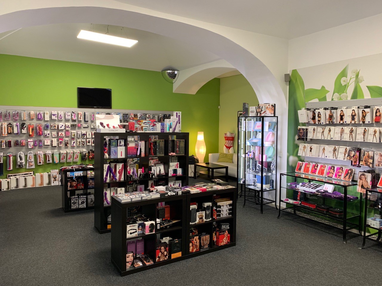 Eroticke-pomucky.cz foto 3