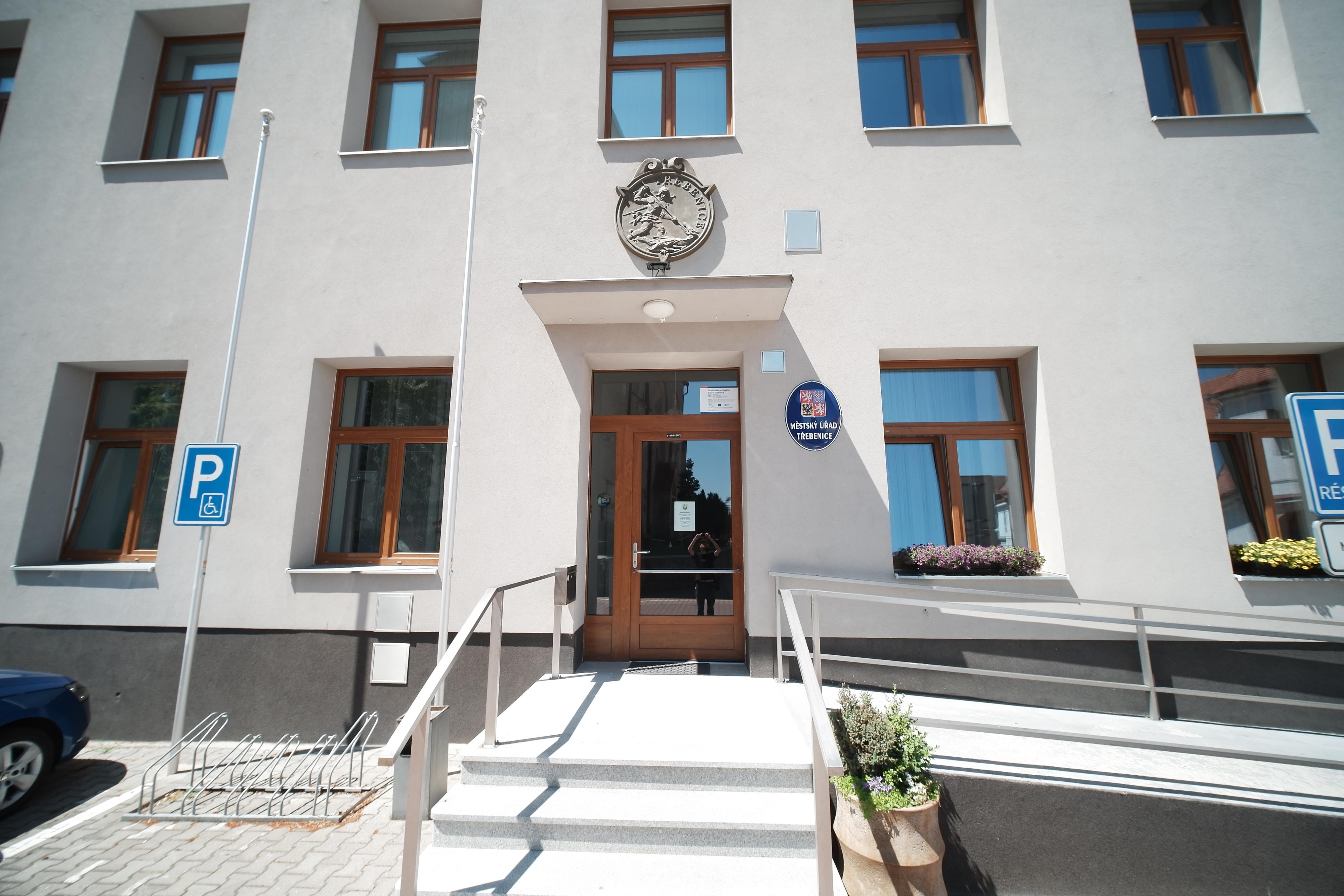 Třebenice - městský úřad foto 2