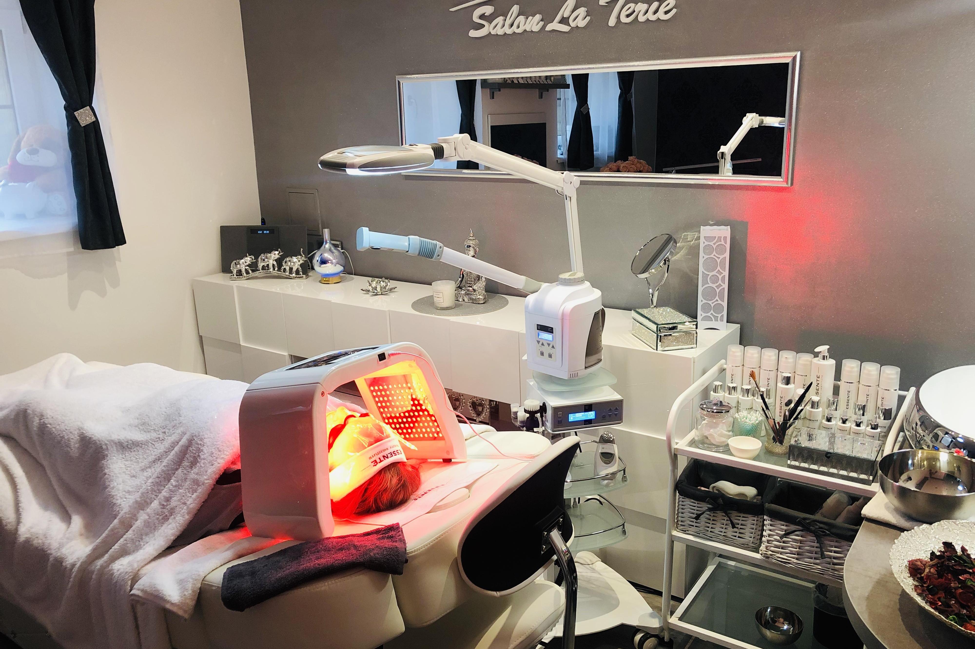 Salon La Terie - Tereza Reichlová