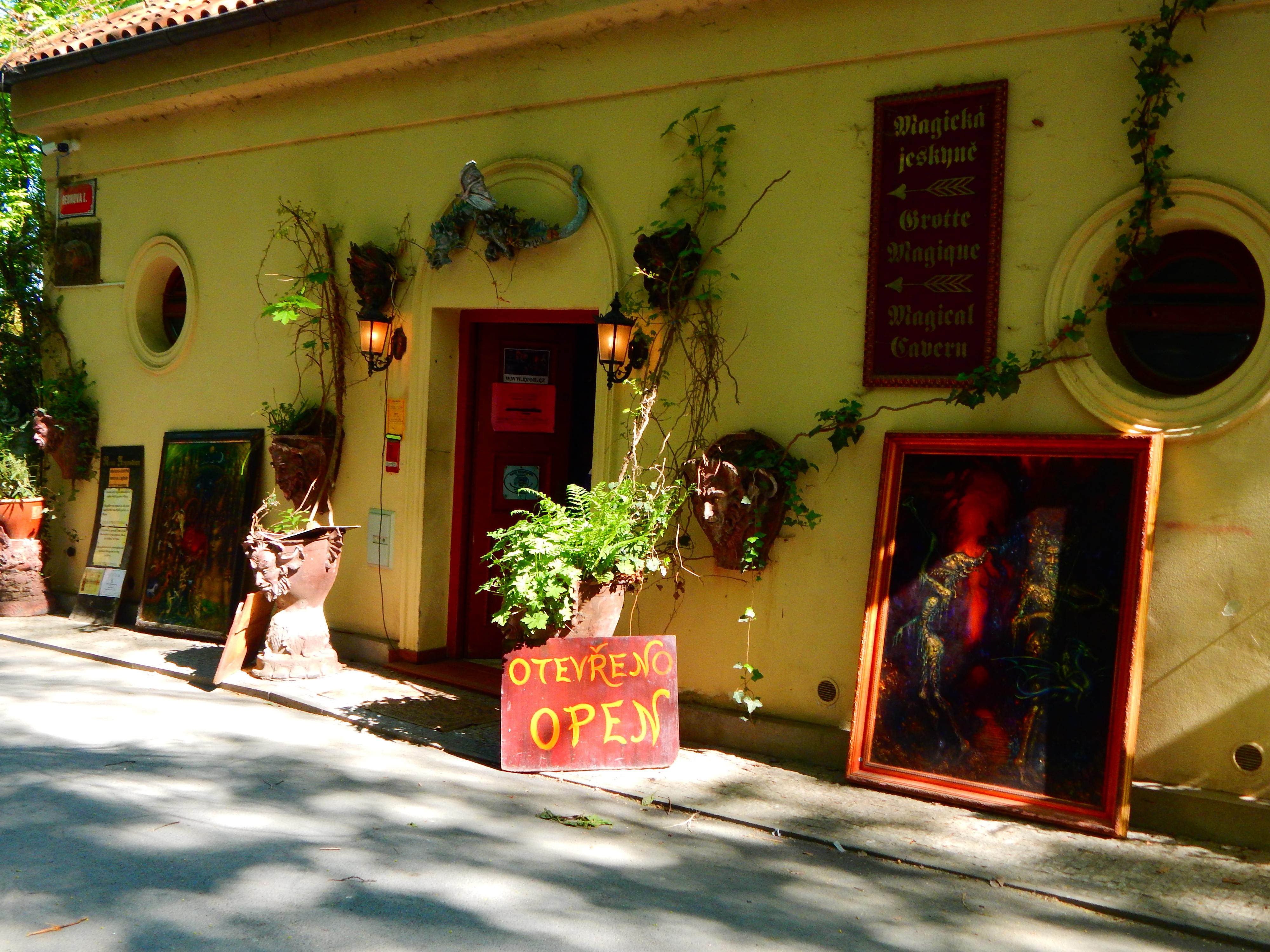 Reon Argondian - Magická jeskyně foto 1