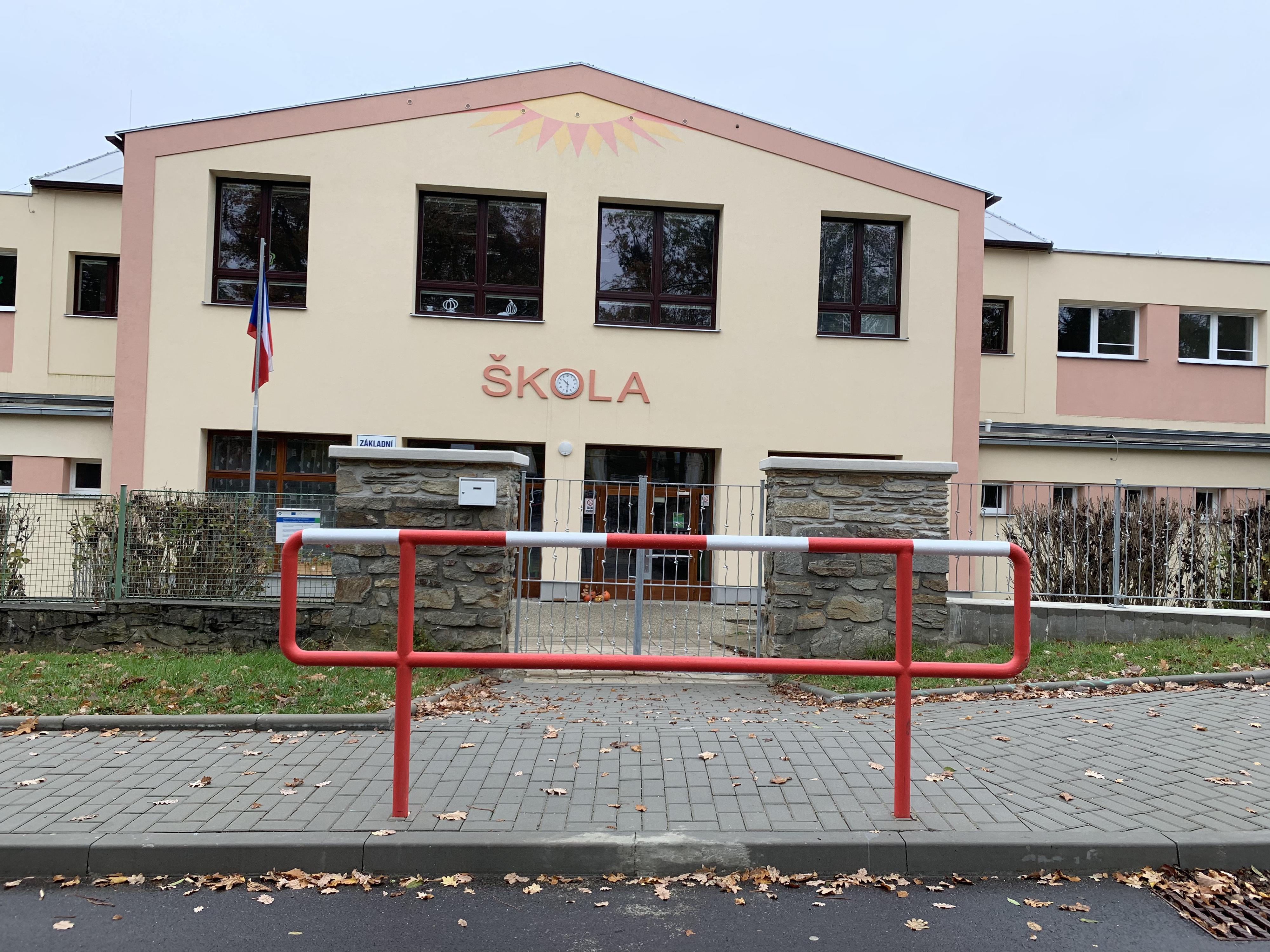 ZŠ a MŠ Kravsko foto 2