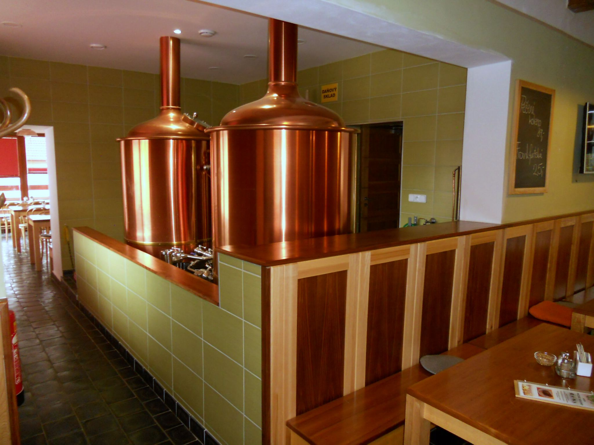 Minipivovar & pivnice U Stočesů foto 3