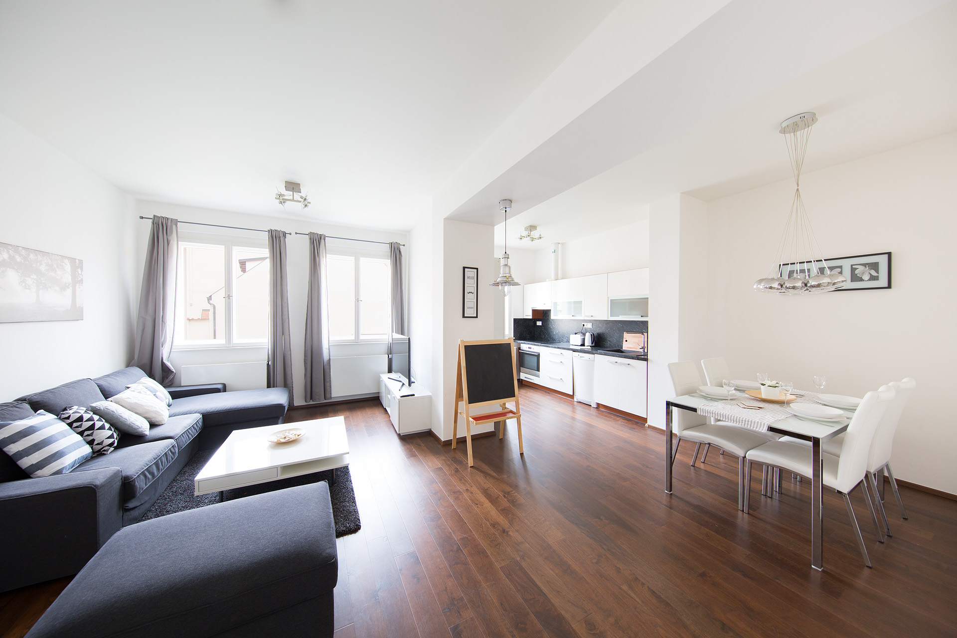 UNITED APARTMENTS, a.s. foto 4
