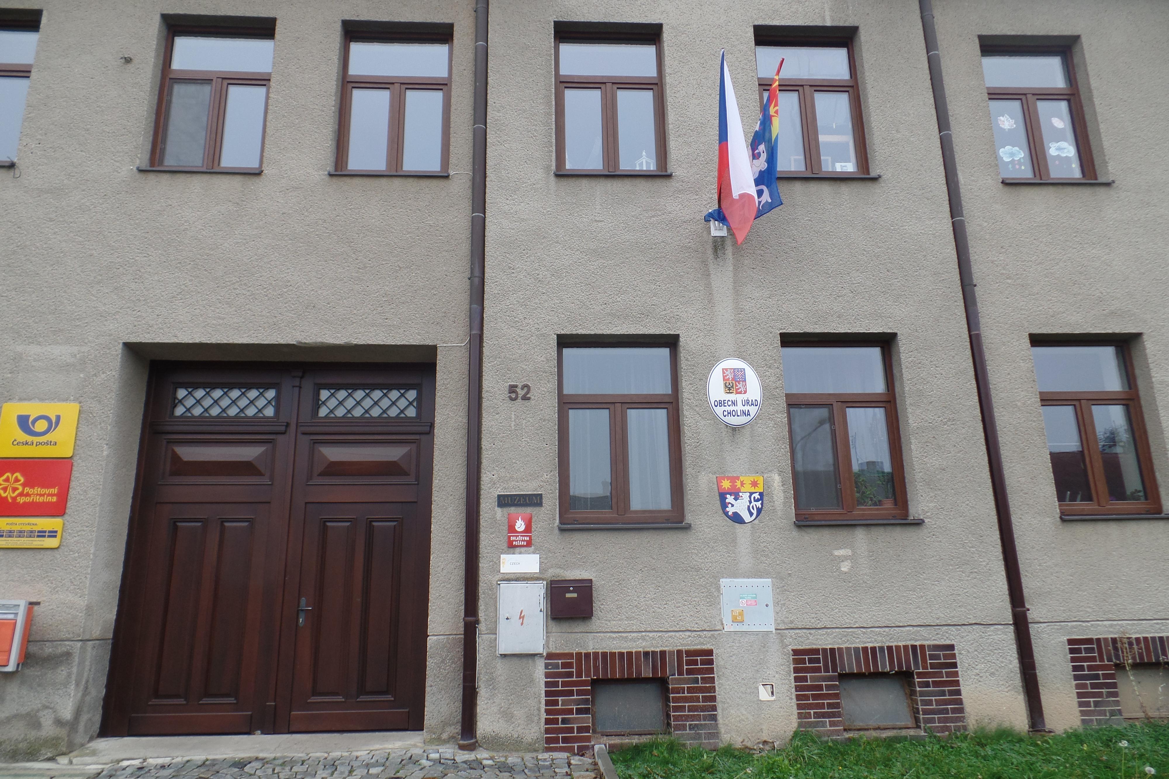 Obecní knihovna Cholina