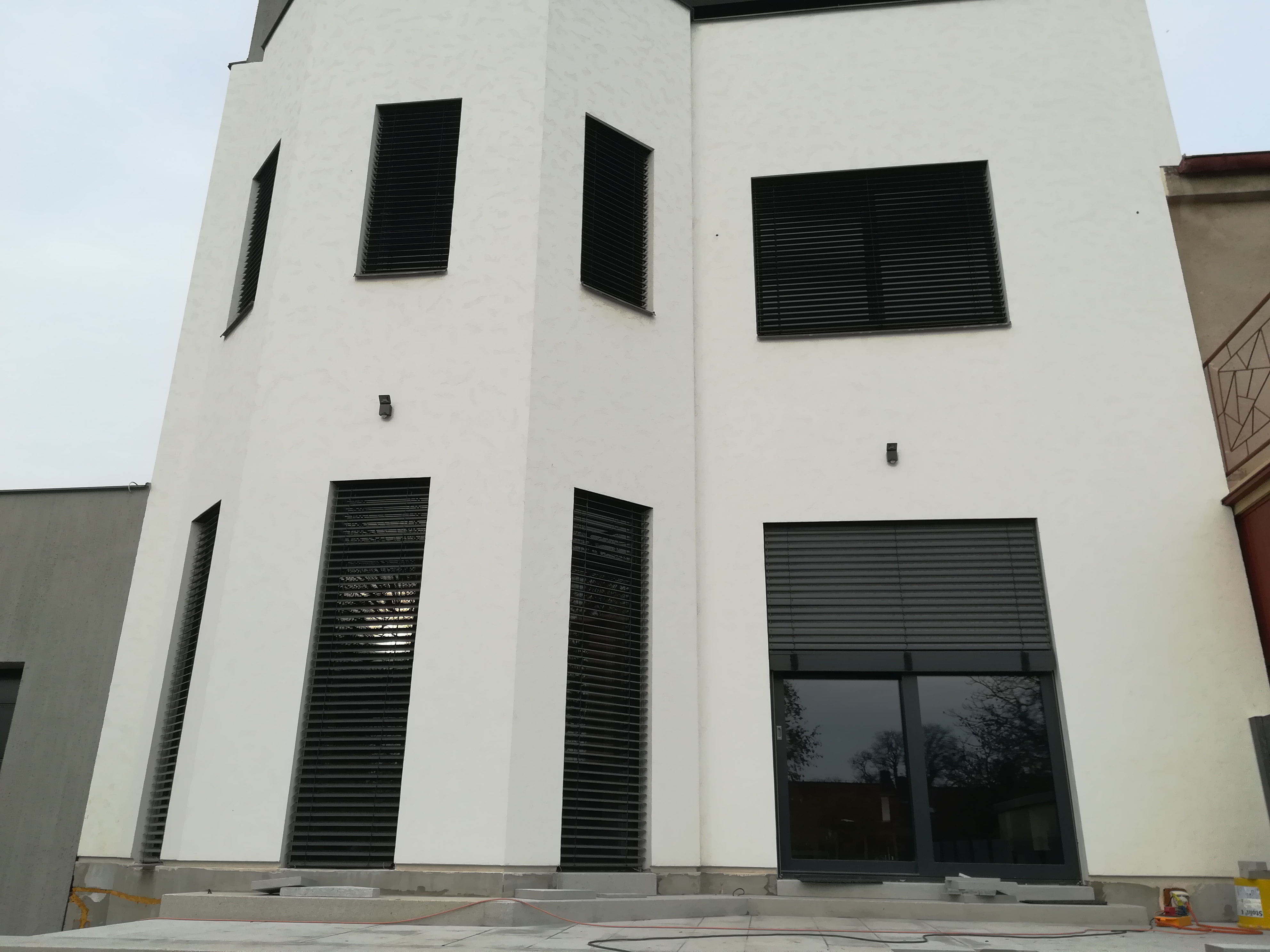 Alustar – žaluzie, rolety, vrata foto 6