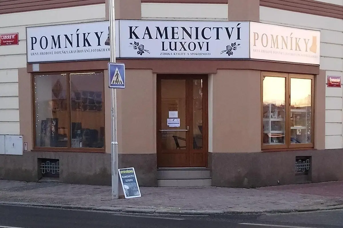 KAMENICTVÍ LUXOVI