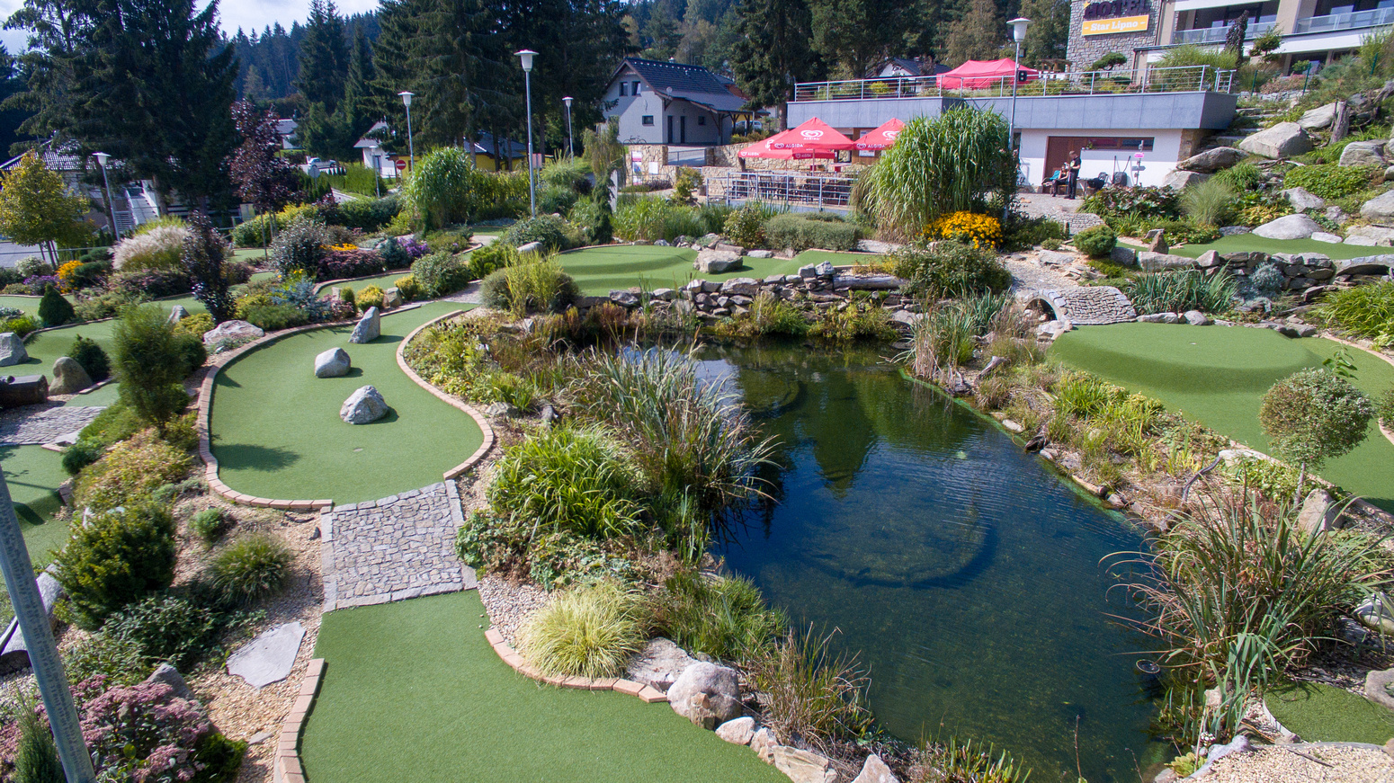 Fun Spot Lipno - botanická zahrádka foto 1