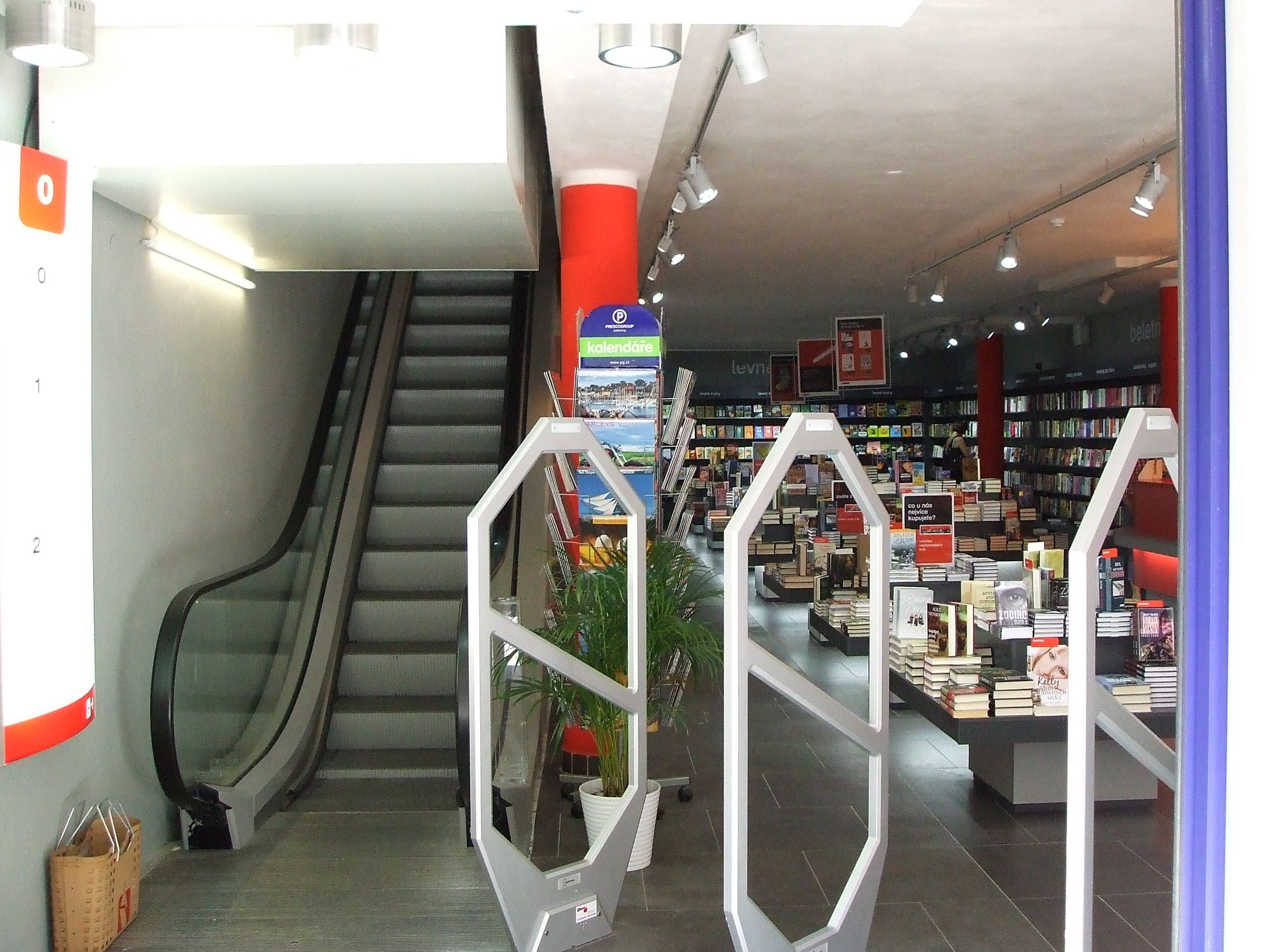 Knihy Kanzelsberger foto 2