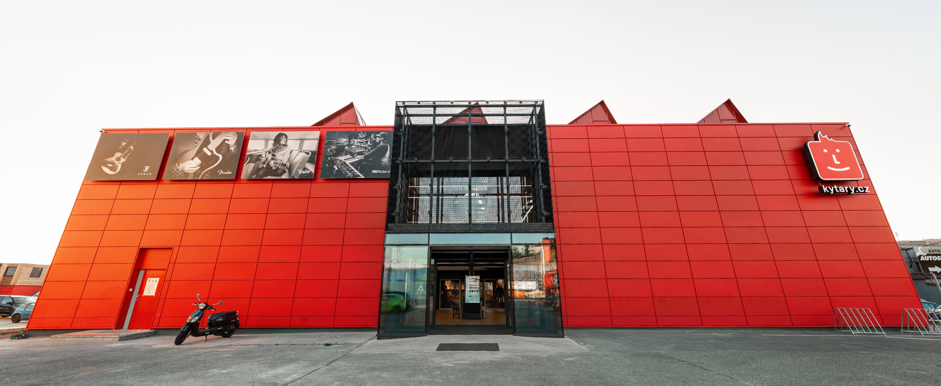 Kytary.cz - Prodejna Modřany foto 4