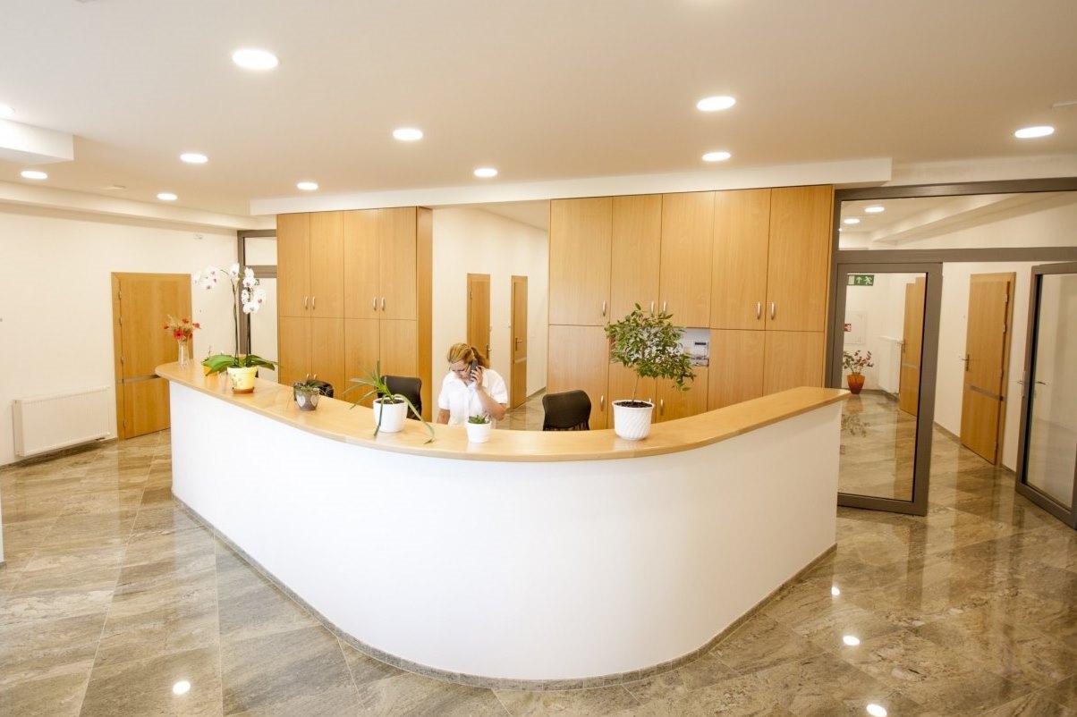 Plastická chirurgie Praha - MUDr. Tomáš Doležal