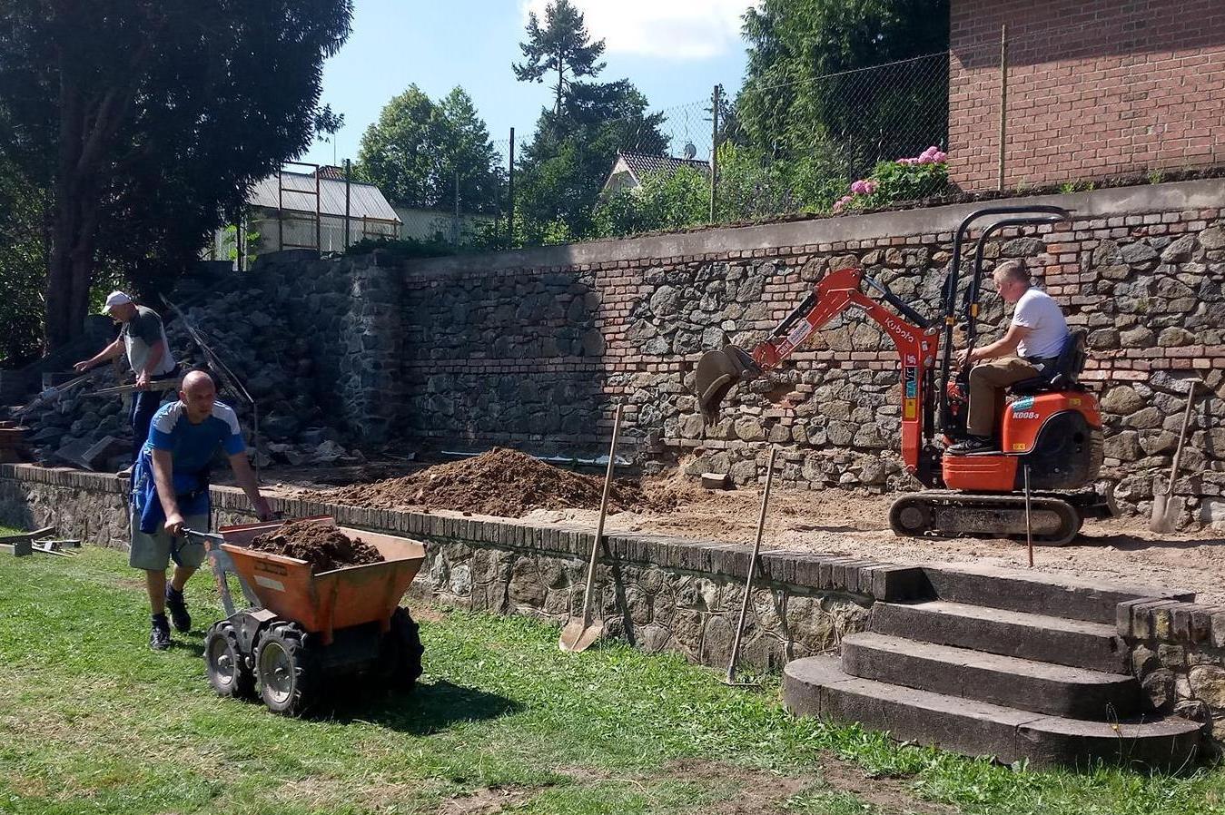 Stavební a inženýrská činnost-RENO s.r.o.