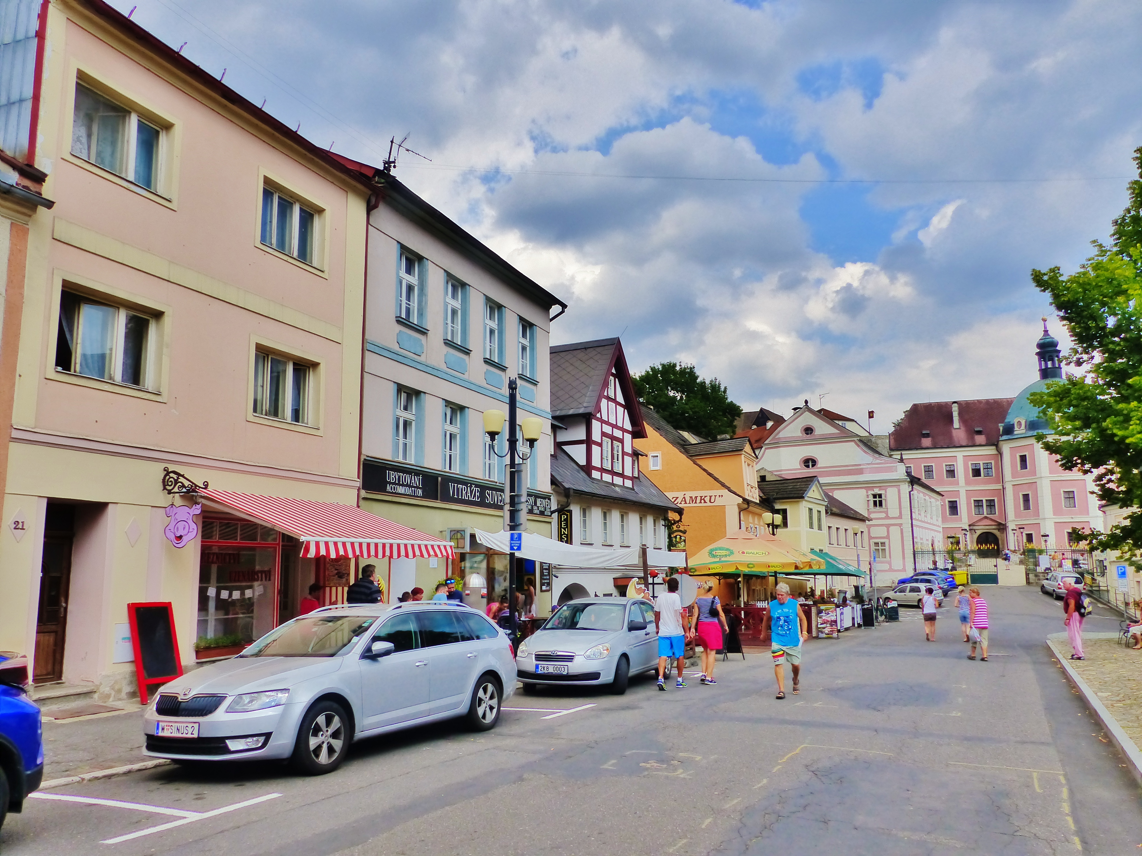 Kavárna a palačinkárna Mlsný medvěd foto 2