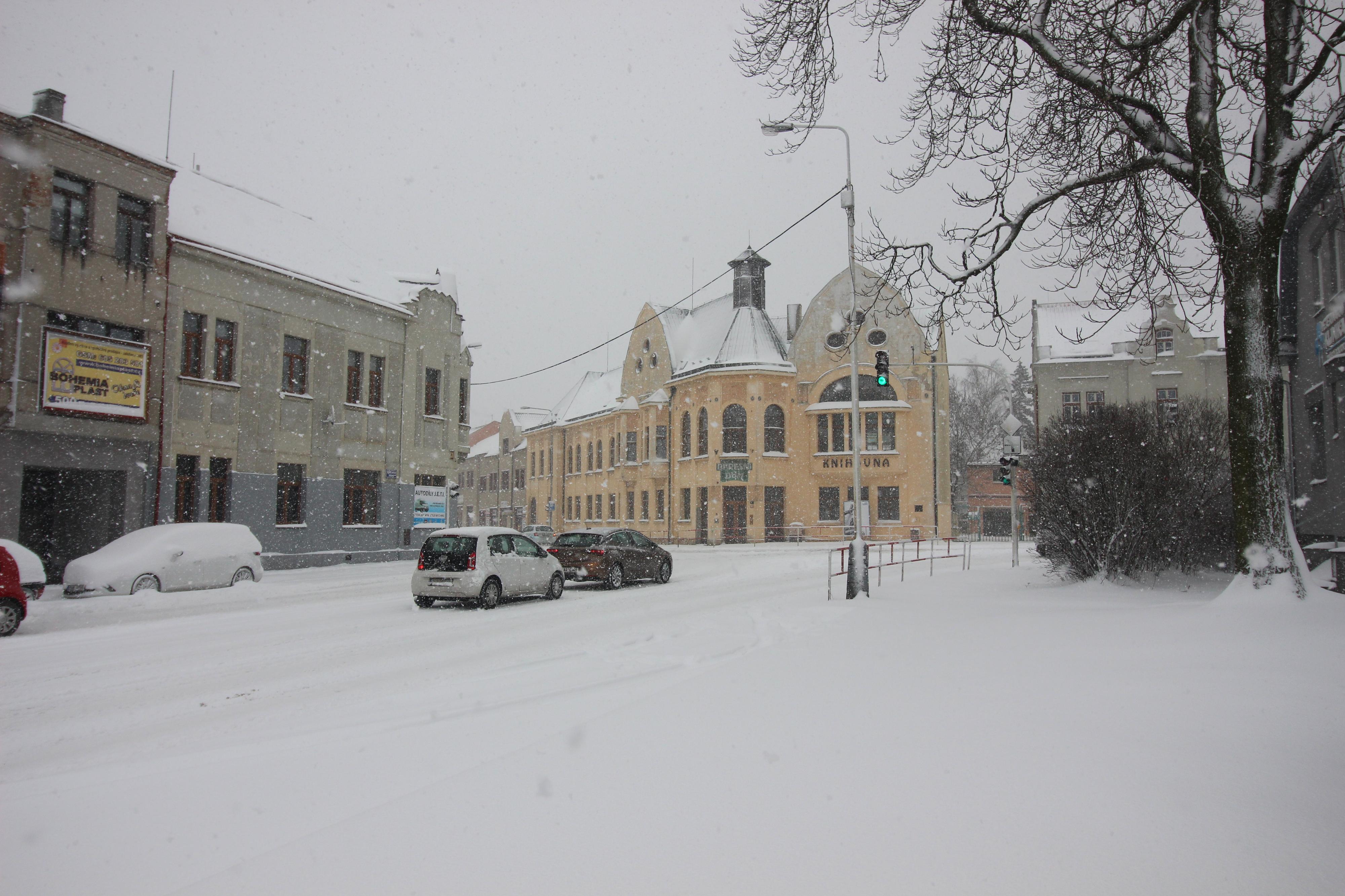 Středočeská vědecká knihovna v Kladně foto 3