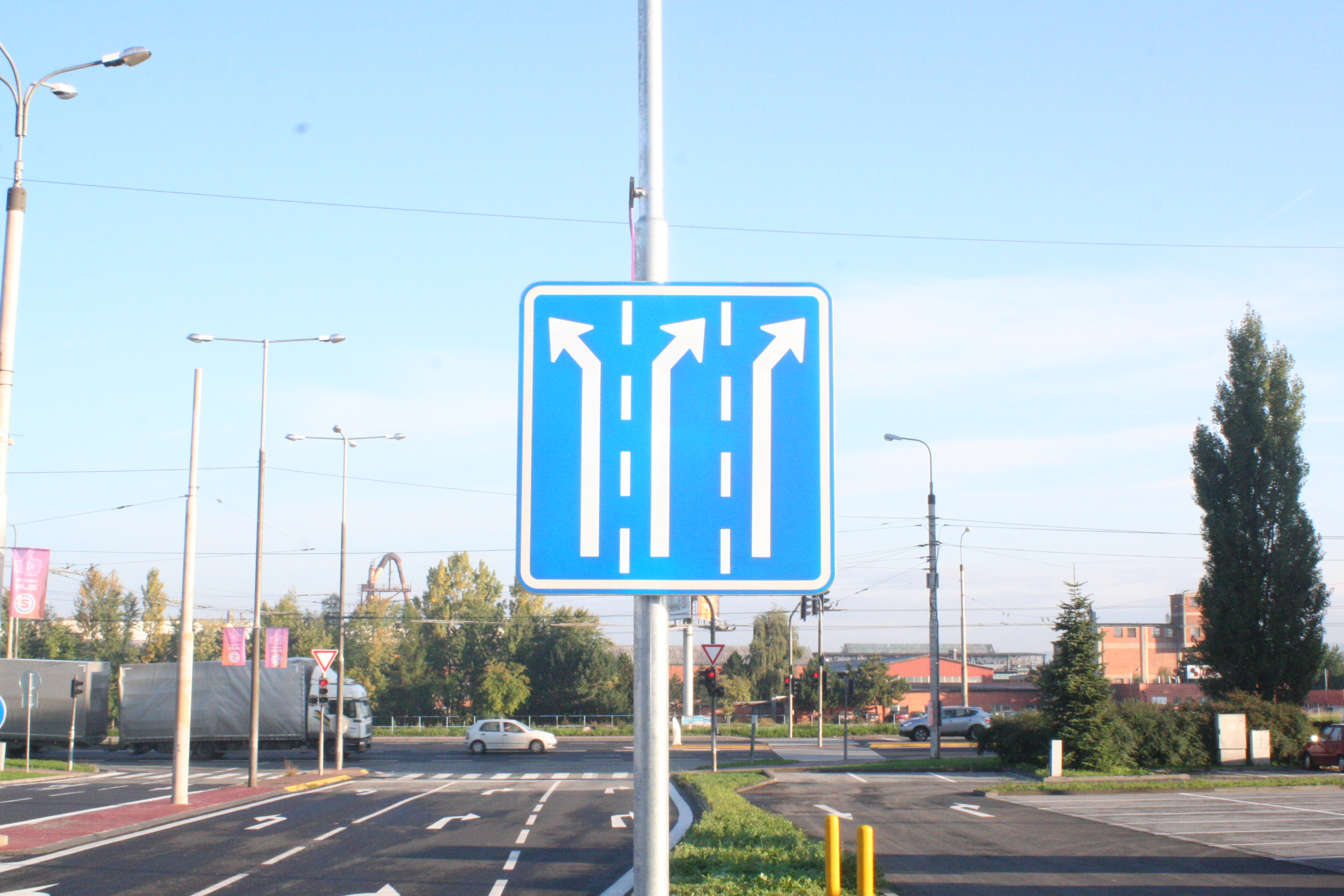 VÝDOZ s.r.o.  - výroba a prodej dopravních značek foto 4