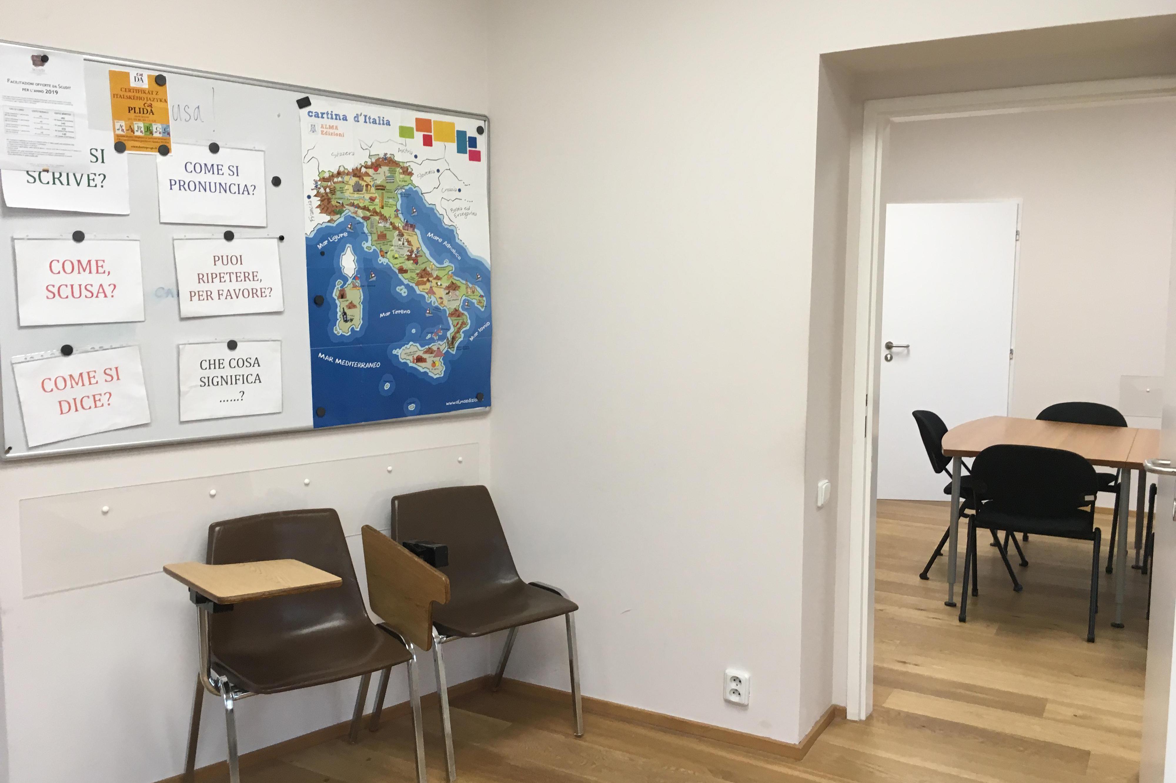 Società Dante Alighieri - italština foto 1