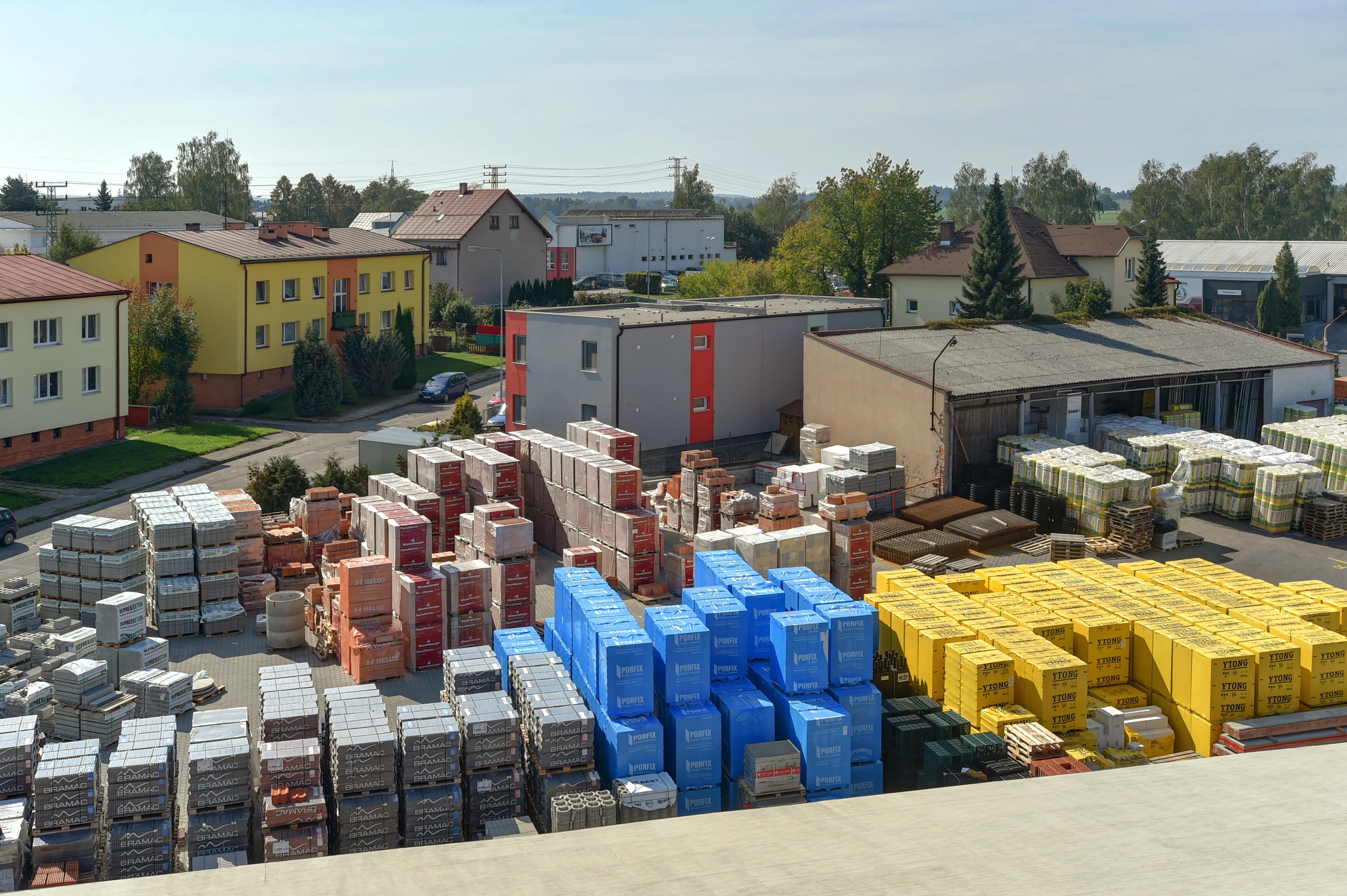 IZOMAT stavebniny foto 4