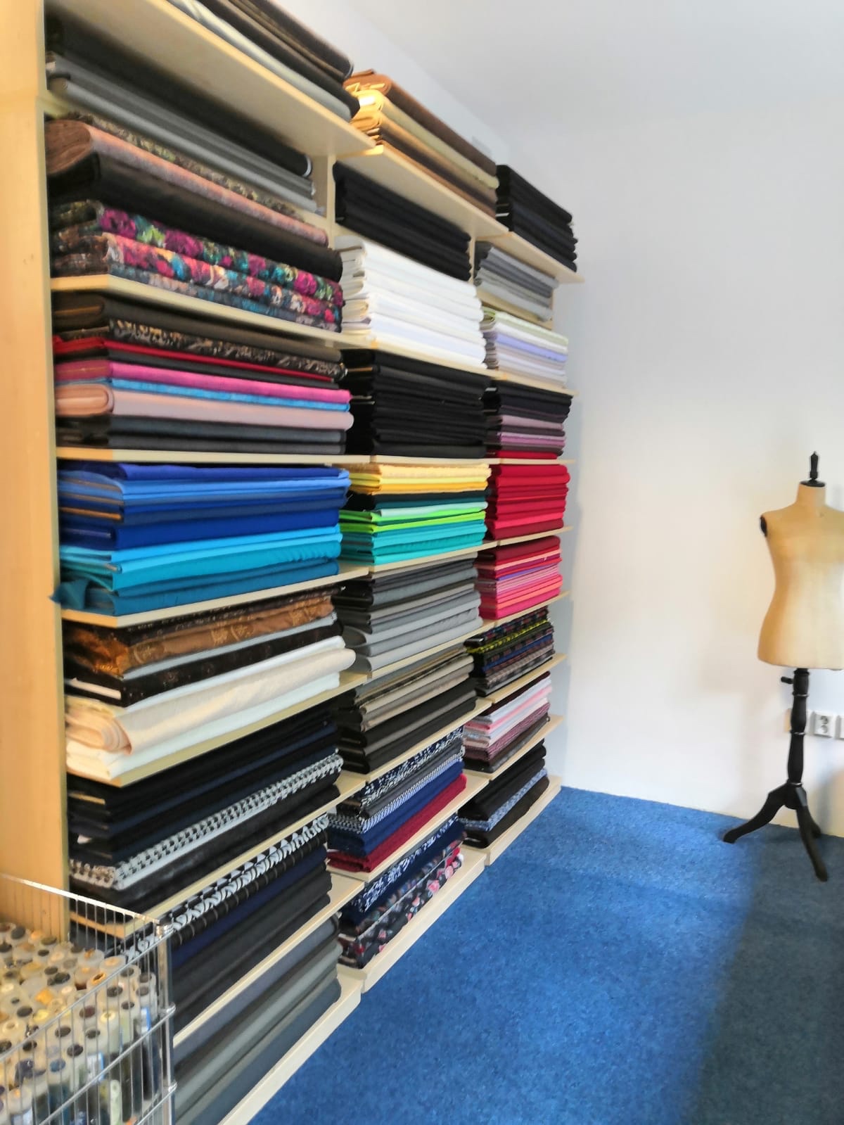 Látky u Lubina - metrový textil a galanterie foto 3