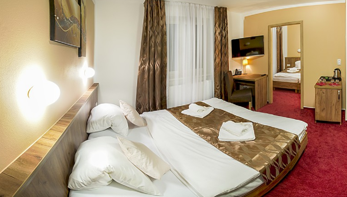 Hotel Hluboký dvůr, s.r.o. foto 6