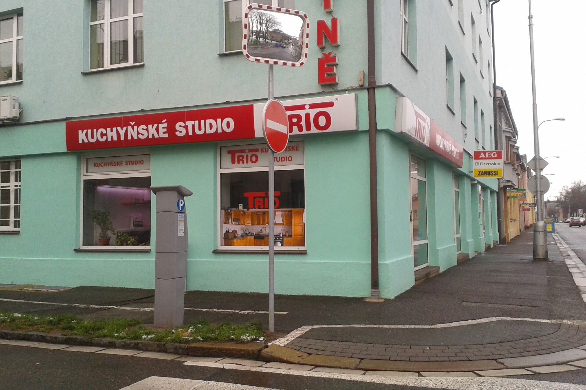 Kuchyňské studio TRIO HK