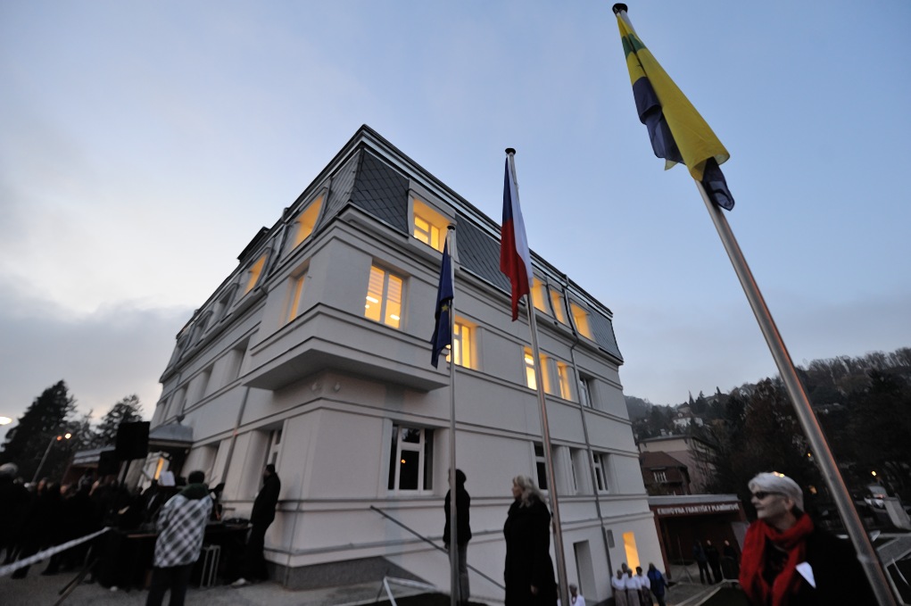 Město Černošice - městský úřad foto 3