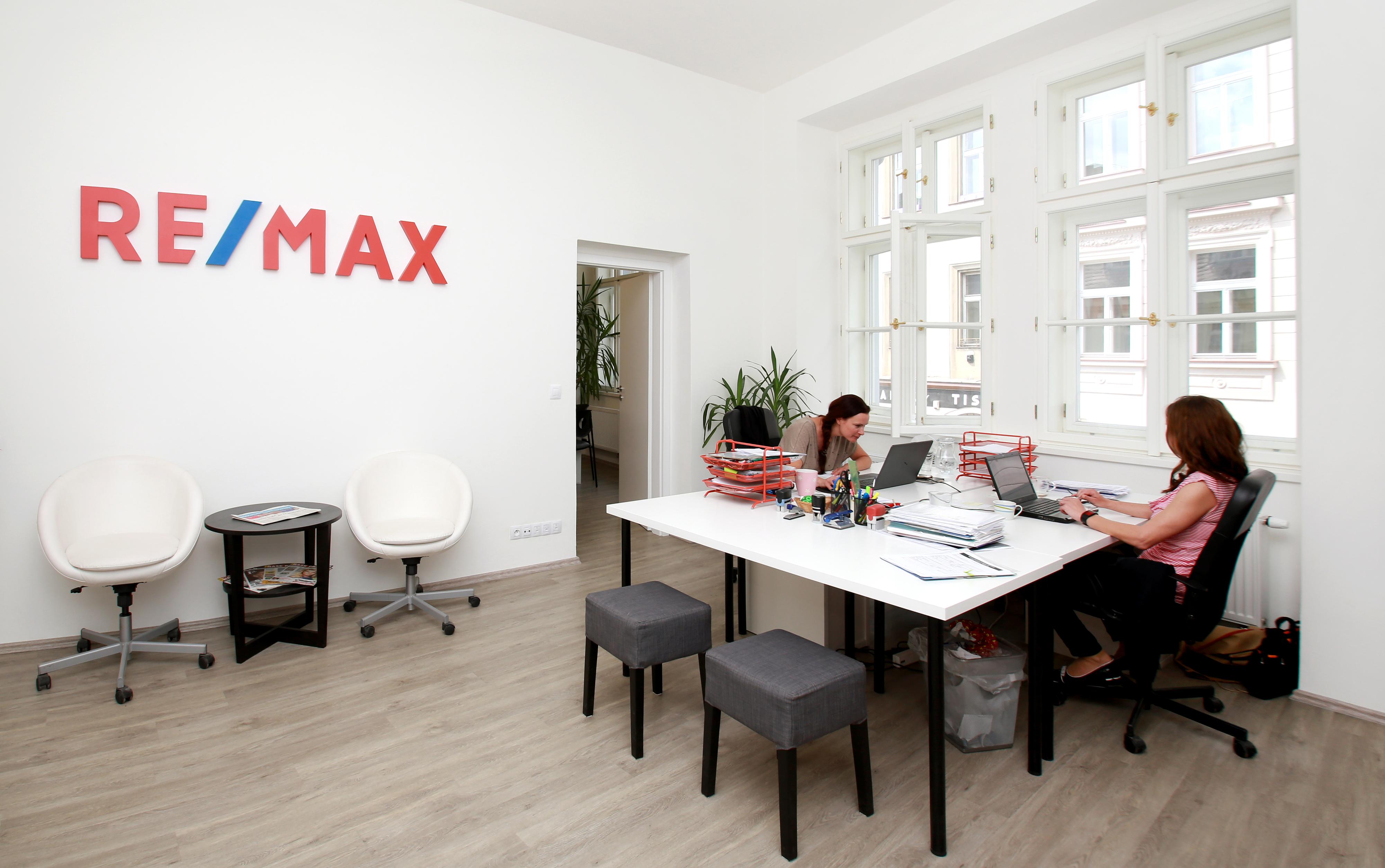 Rudolf Vaněk - realitní makléř RE/MAX foto 4