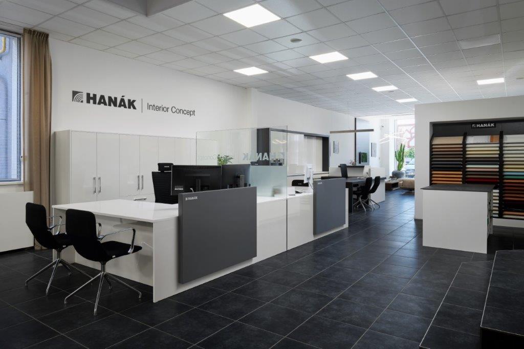 HOME INTERIER - Kuchyně a interiéry / Hanák nábytek foto 2