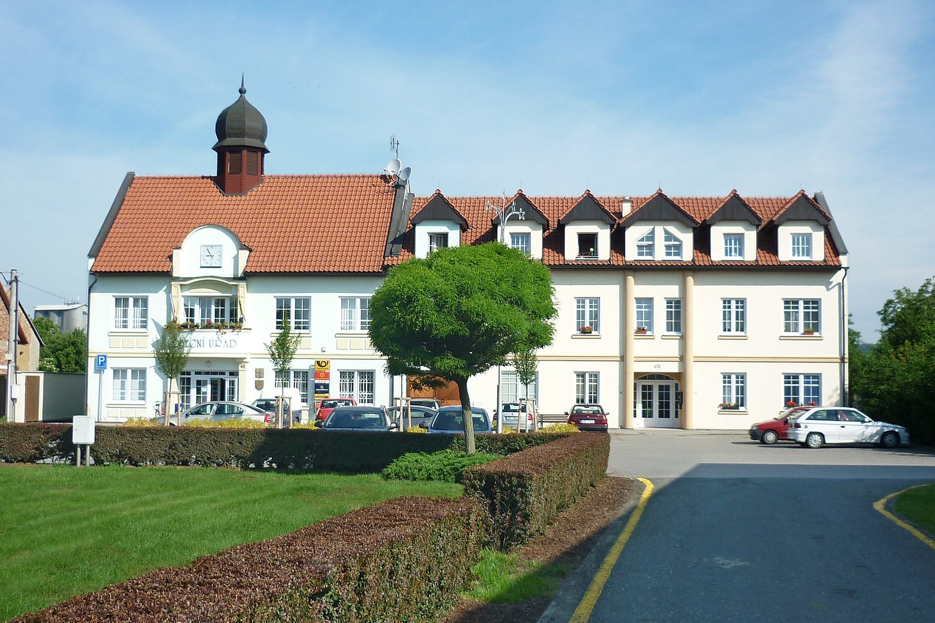 Osek nad Bečvou - obecní úřad foto 3