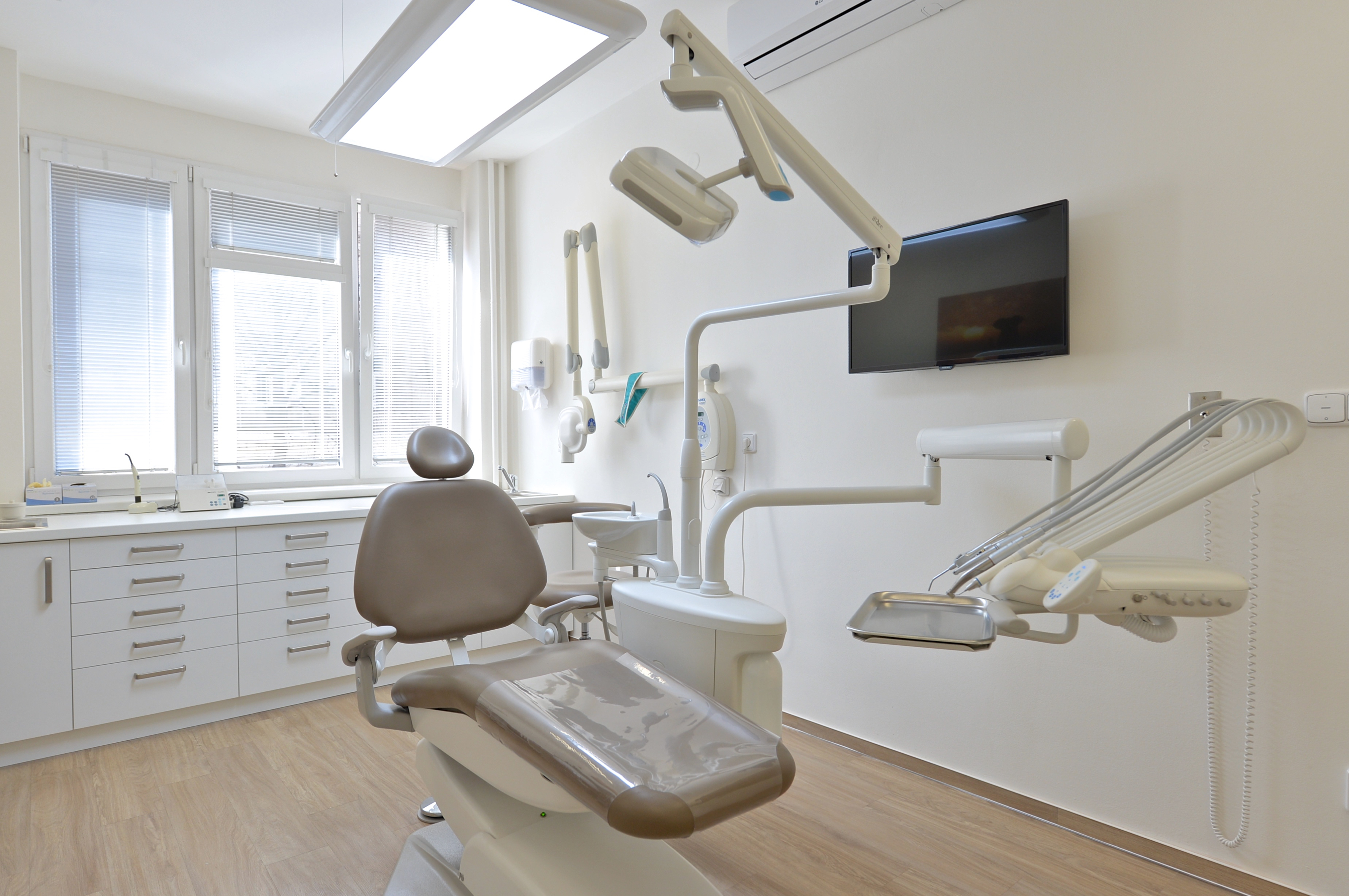 Zubní poliklinika DKI foto 3