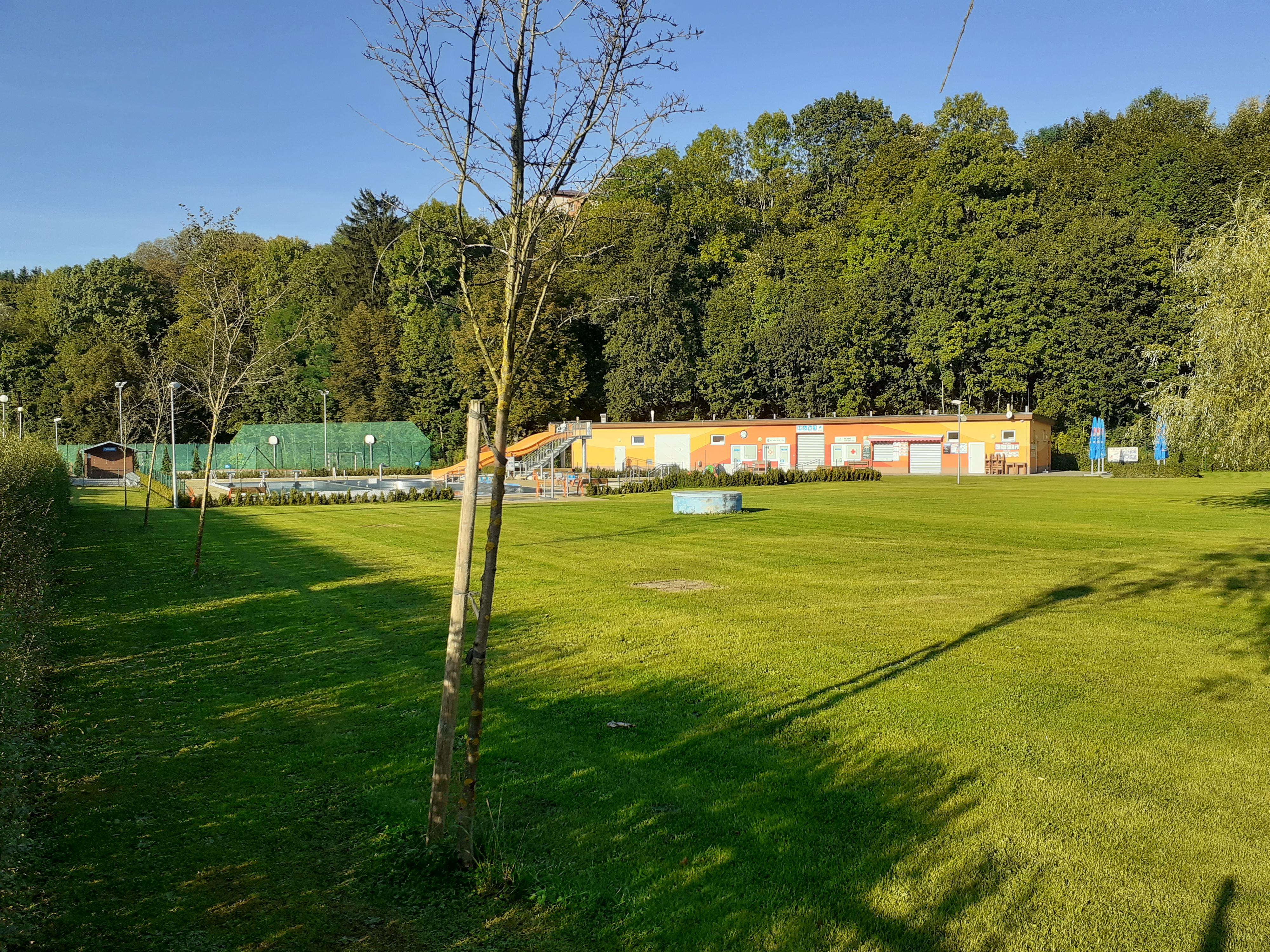 Koupaliště Pod Pecníkem Vsetín foto 3