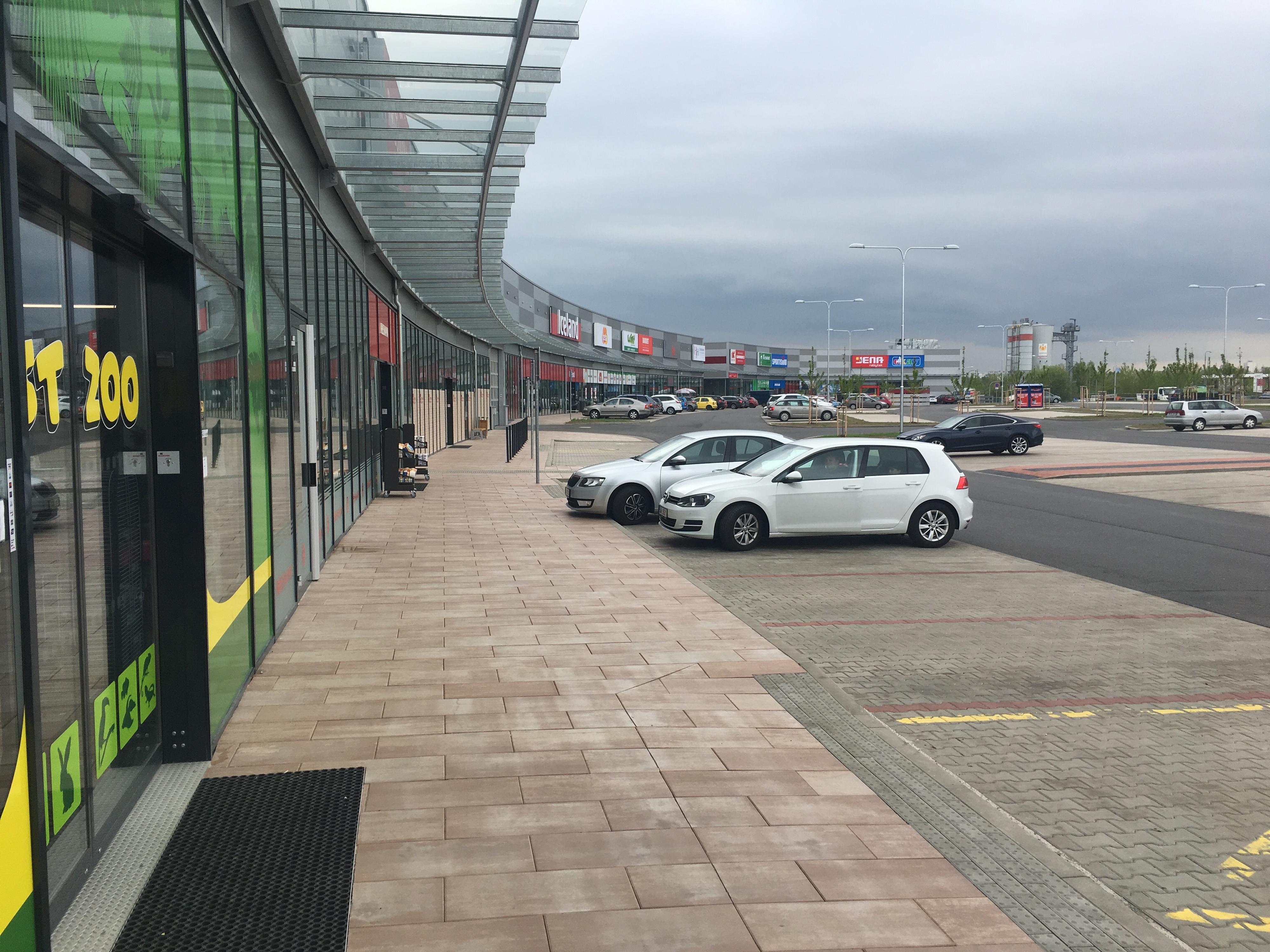 Štěrboholy Retail Park foto 5