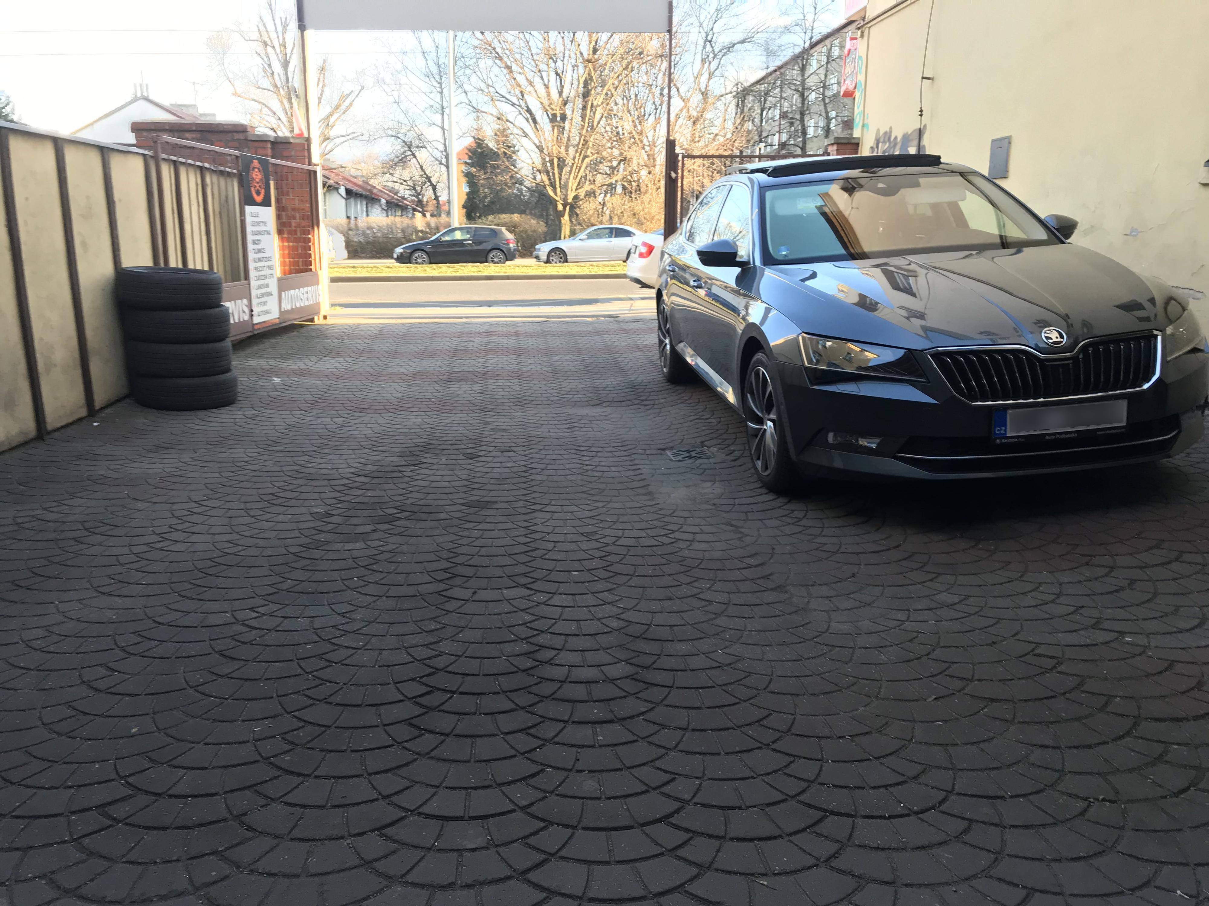 PR autoservis - pneuservis s.r.o. foto 3