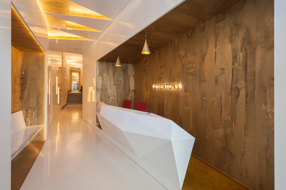 Dentons Europe CS LLP, organizační složka