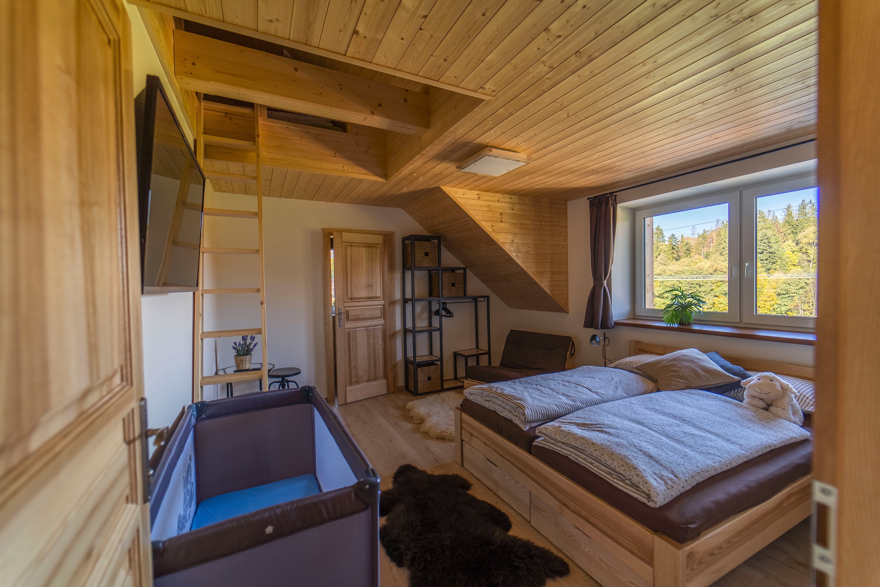 U Kmotry lišky - chalupa v Beskydech foto 3