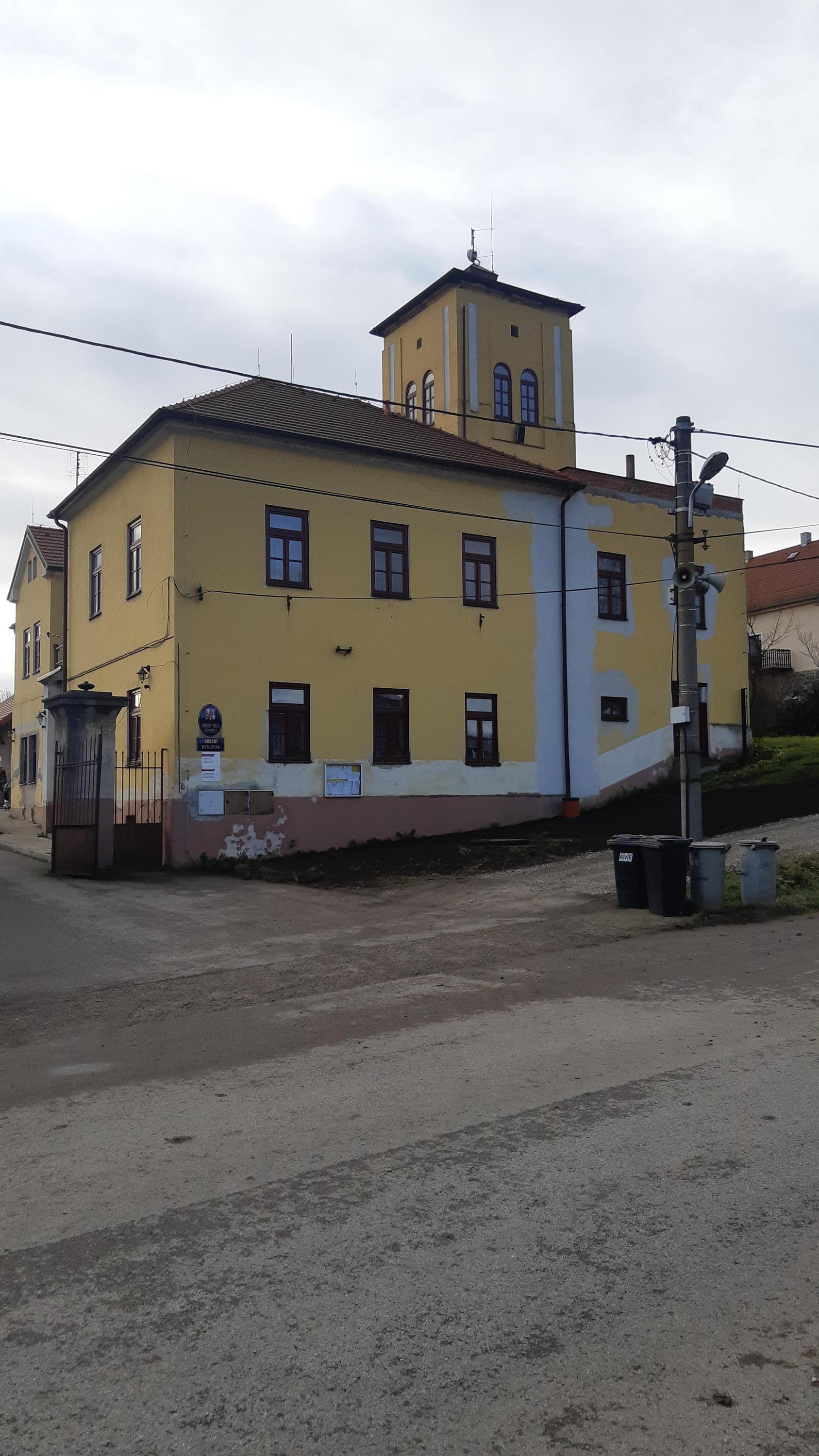 Kotopeky - obecní úřad foto 2