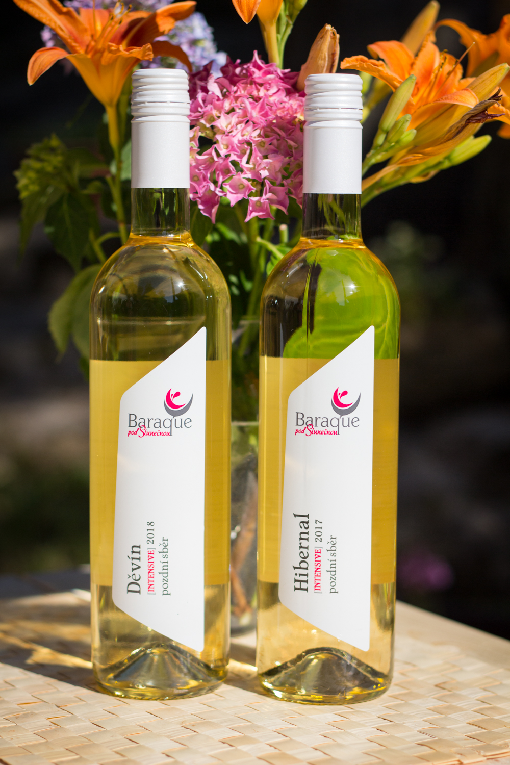 Vinotéka a pivotéka ve skále foto 2