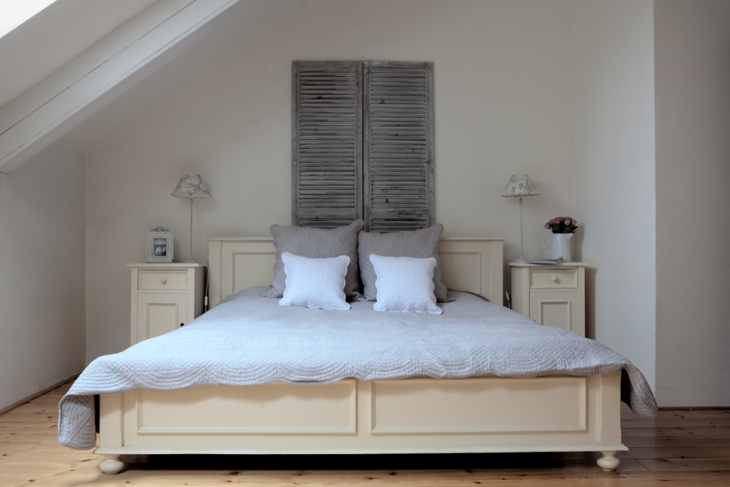 Tibor Cicu - dřevěný nábytek z masivu foto 3