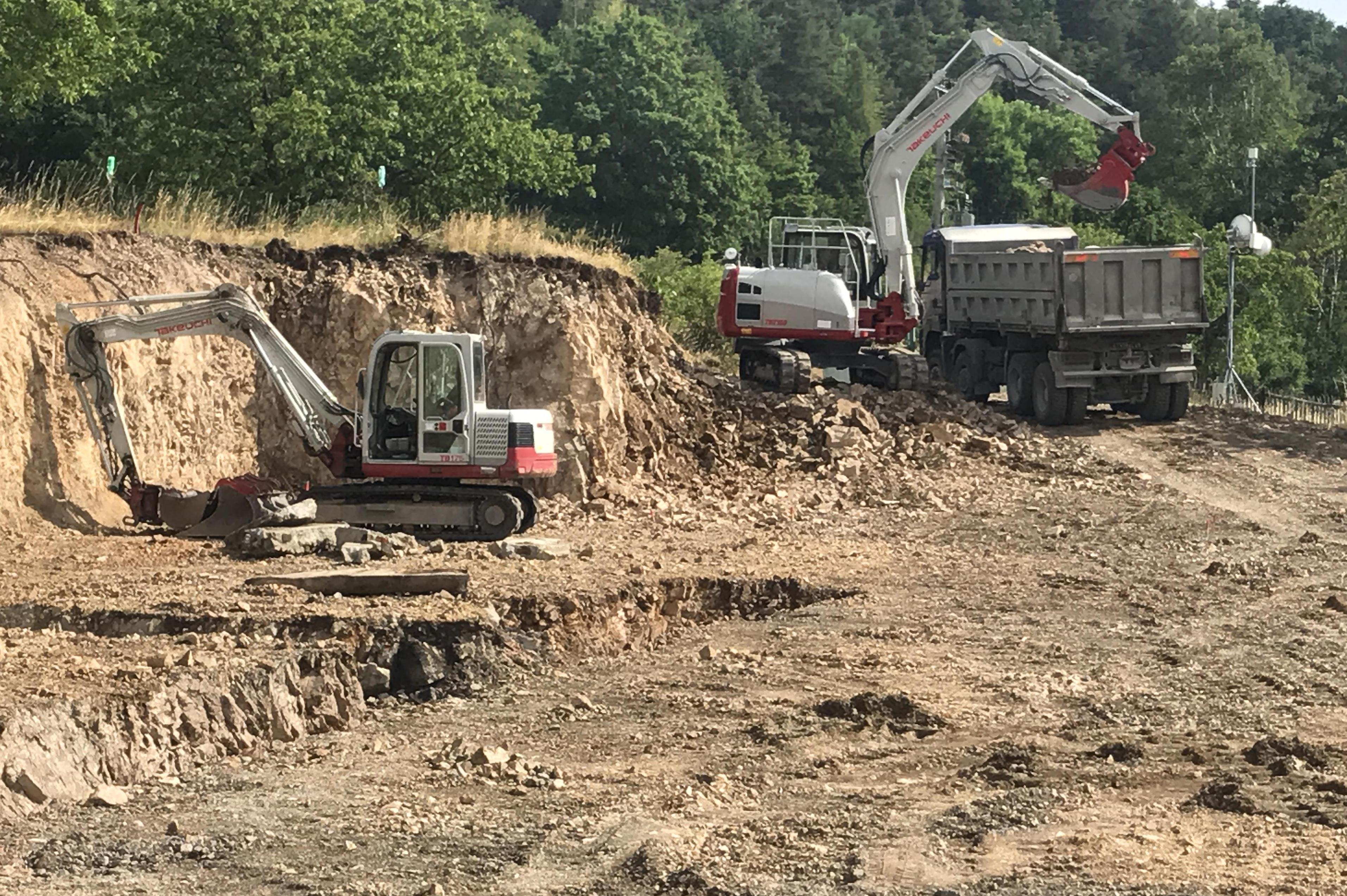 Zemní práce - Autodoprava - Hana Humlová