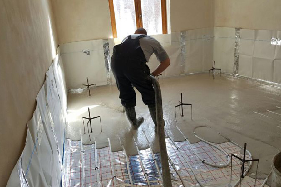 Plánujete do domu či bytu litou podlahu