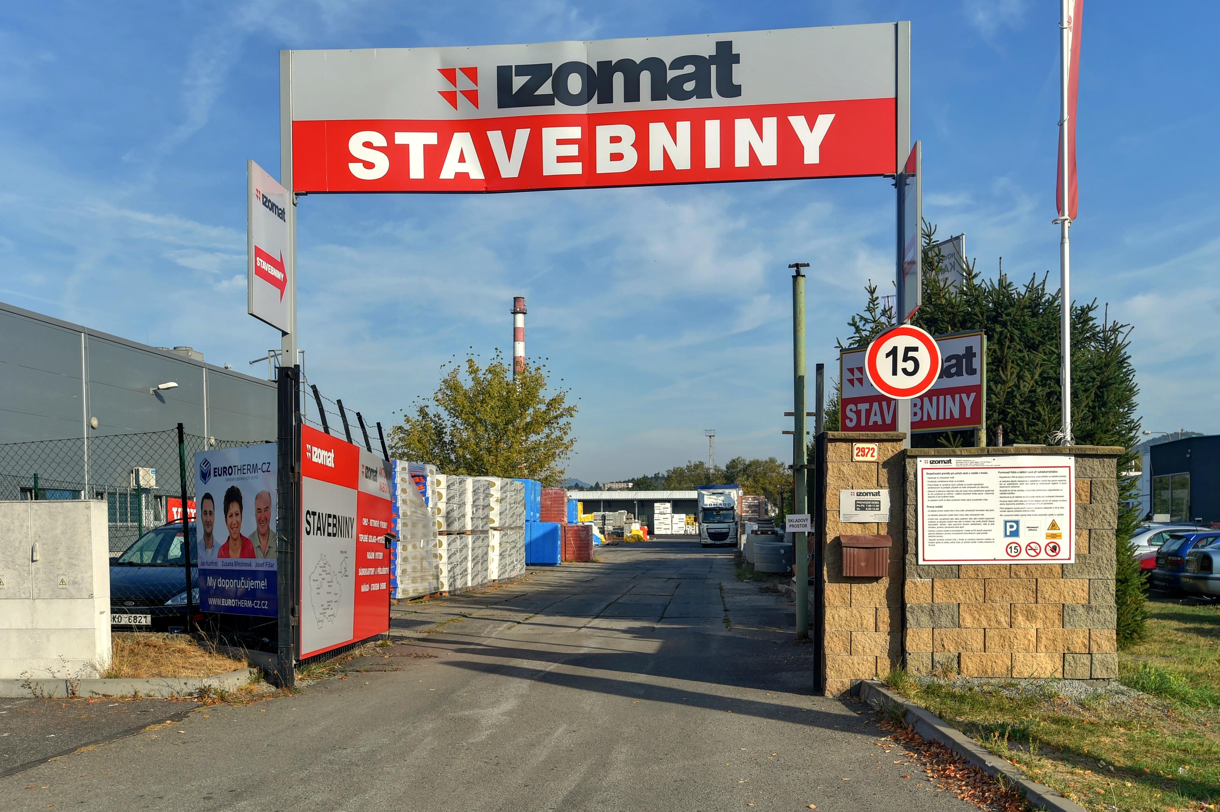 IZOMAT stavebniny foto 2