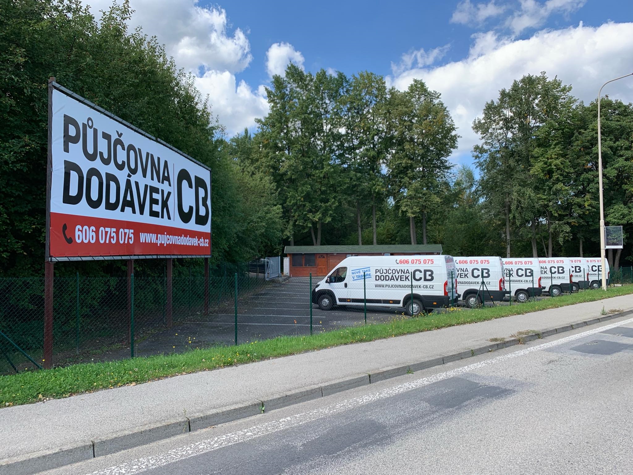 Půjčovna dodávek-CB foto 2