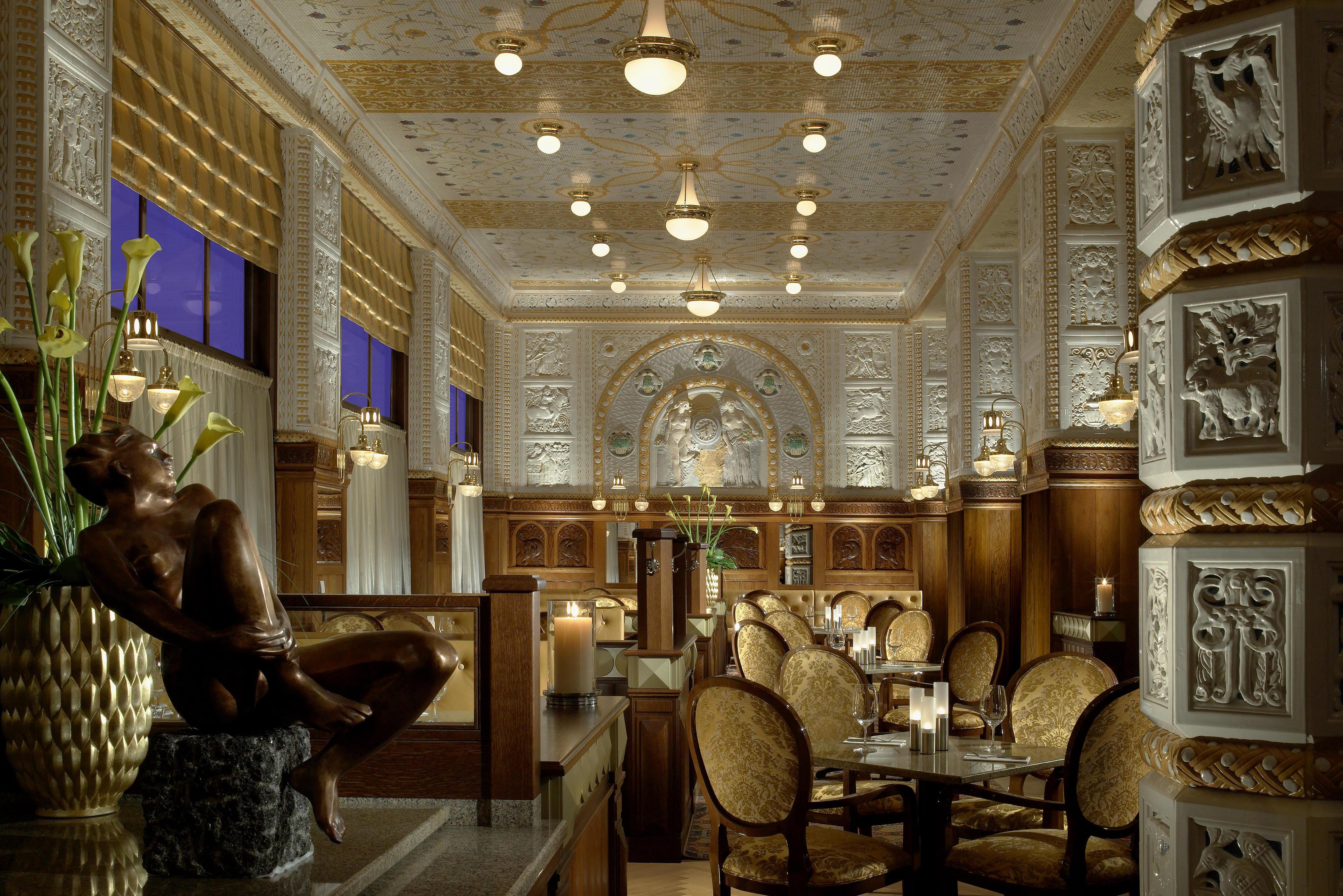 ART DECO IMPERIAL HOTEL