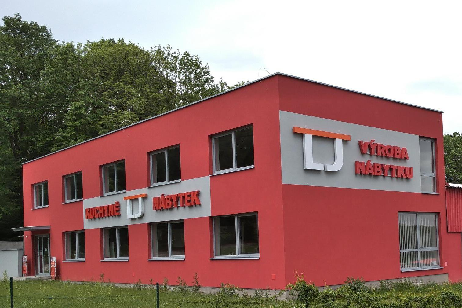 LJ KUCHYNĚ NA MÍRU