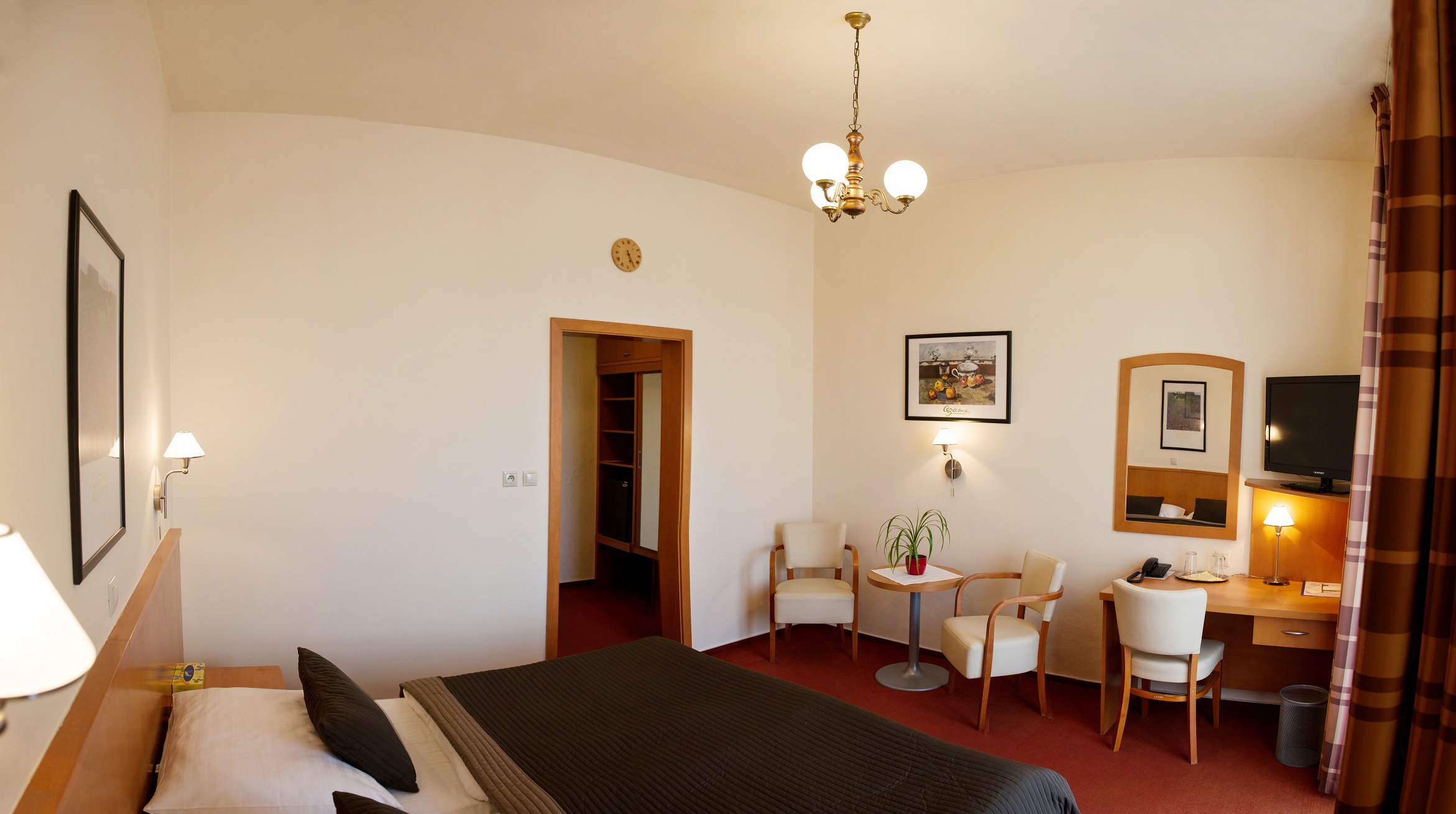 Hotel Grand foto 4