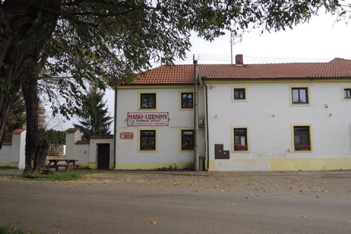 MASO-UZENINY - Kohout a synové