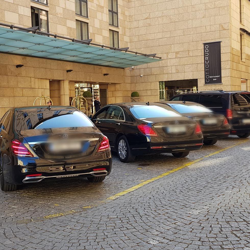 Especial s.r.o. - VIP Limousine service foto 2