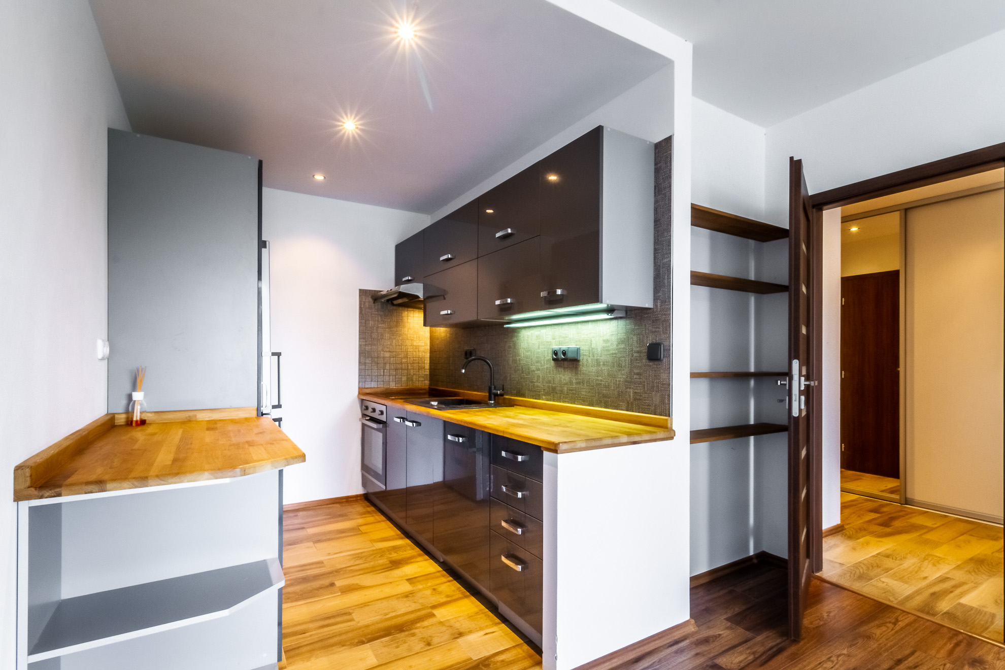 Artem Saykin - realitní makléř RE/MAX foto 4