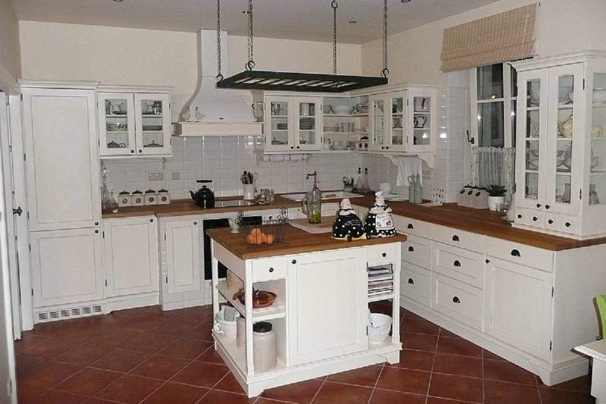 Tibor Cicu - dřevěný nábytek z masivu