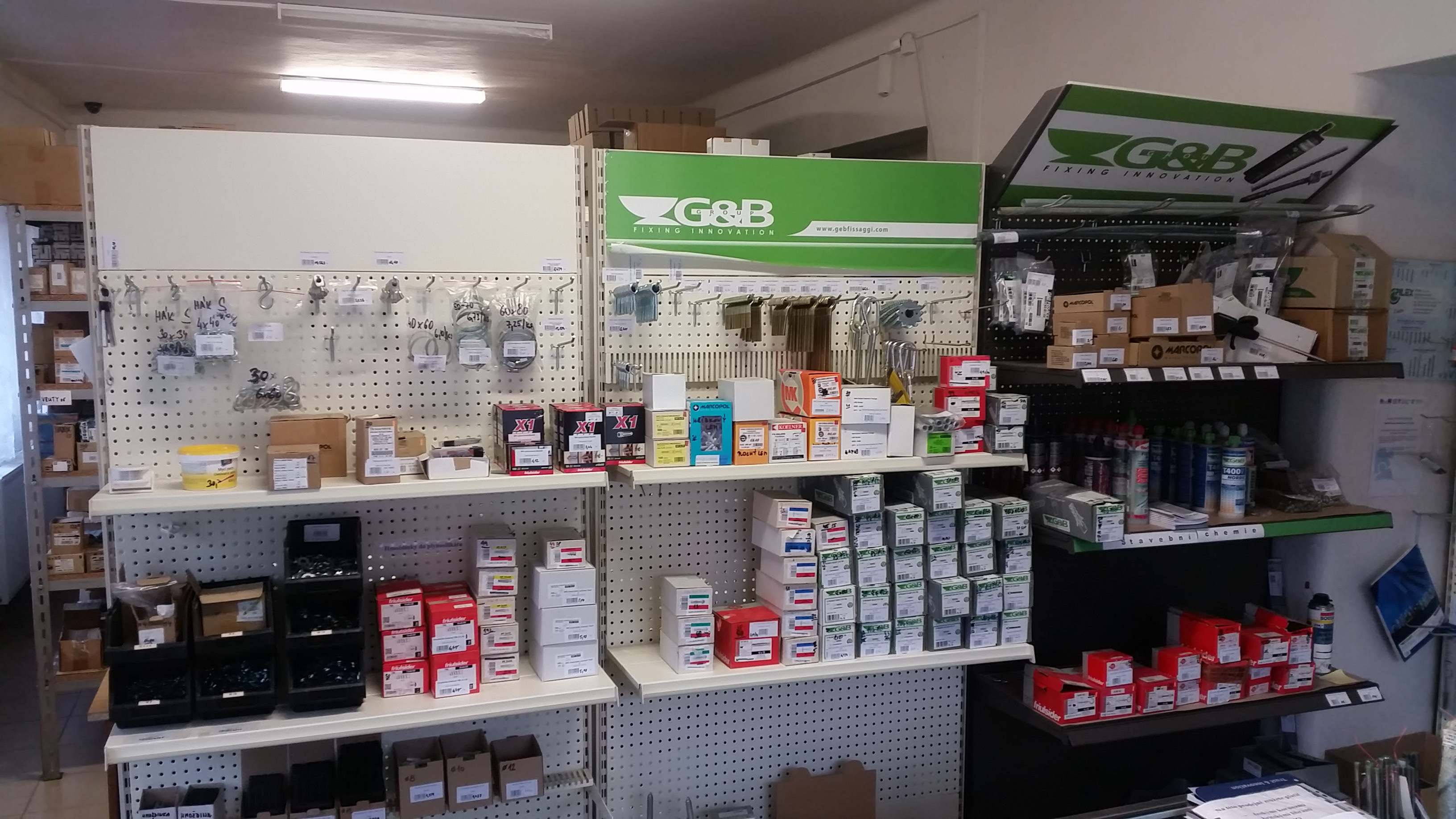 Yutani Weyland s.r.o.- spojovací materiály foto 4