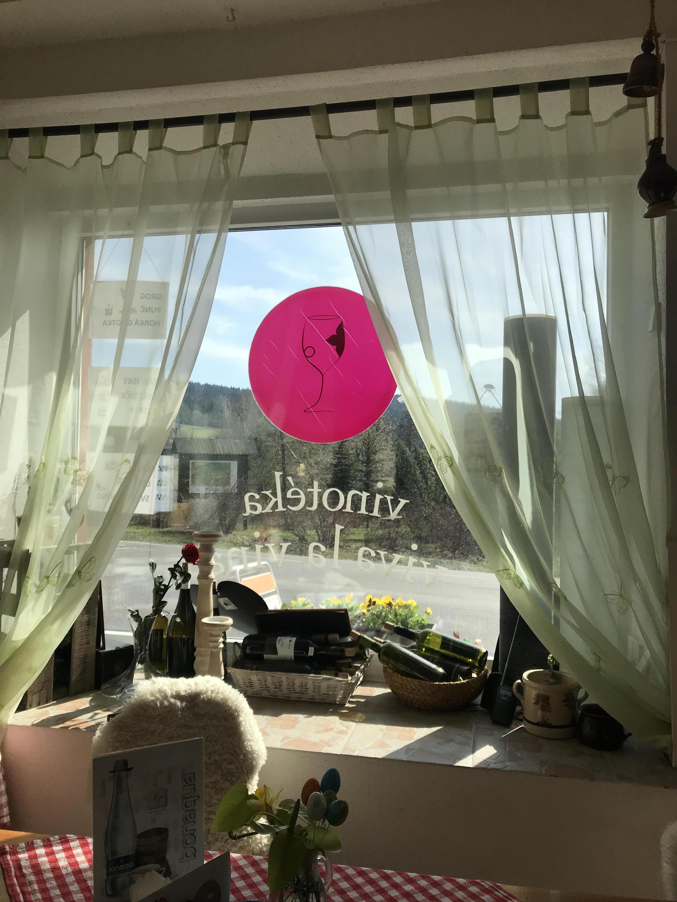 Vinotéka Viva La Vina foto 2